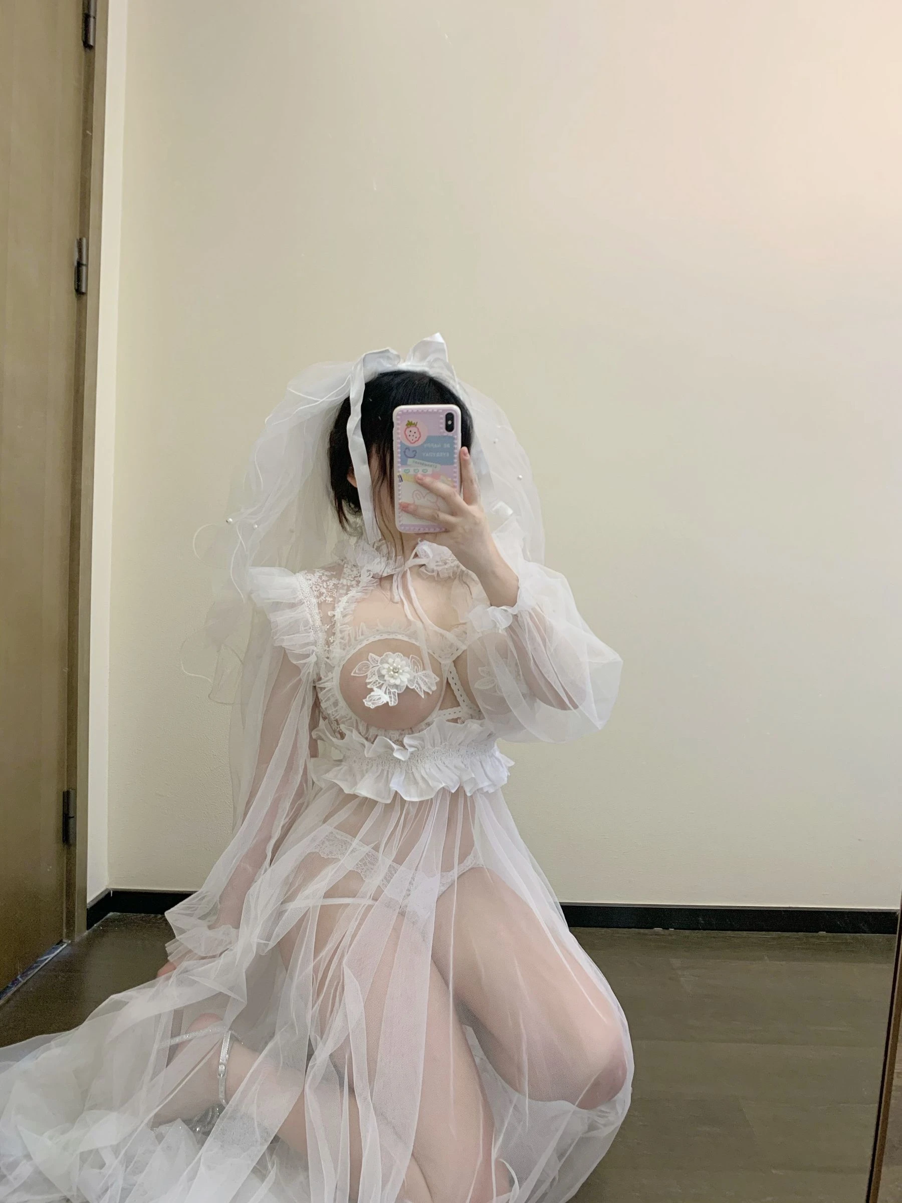蜜桃少女是依酱呀 – 花嫁插图3