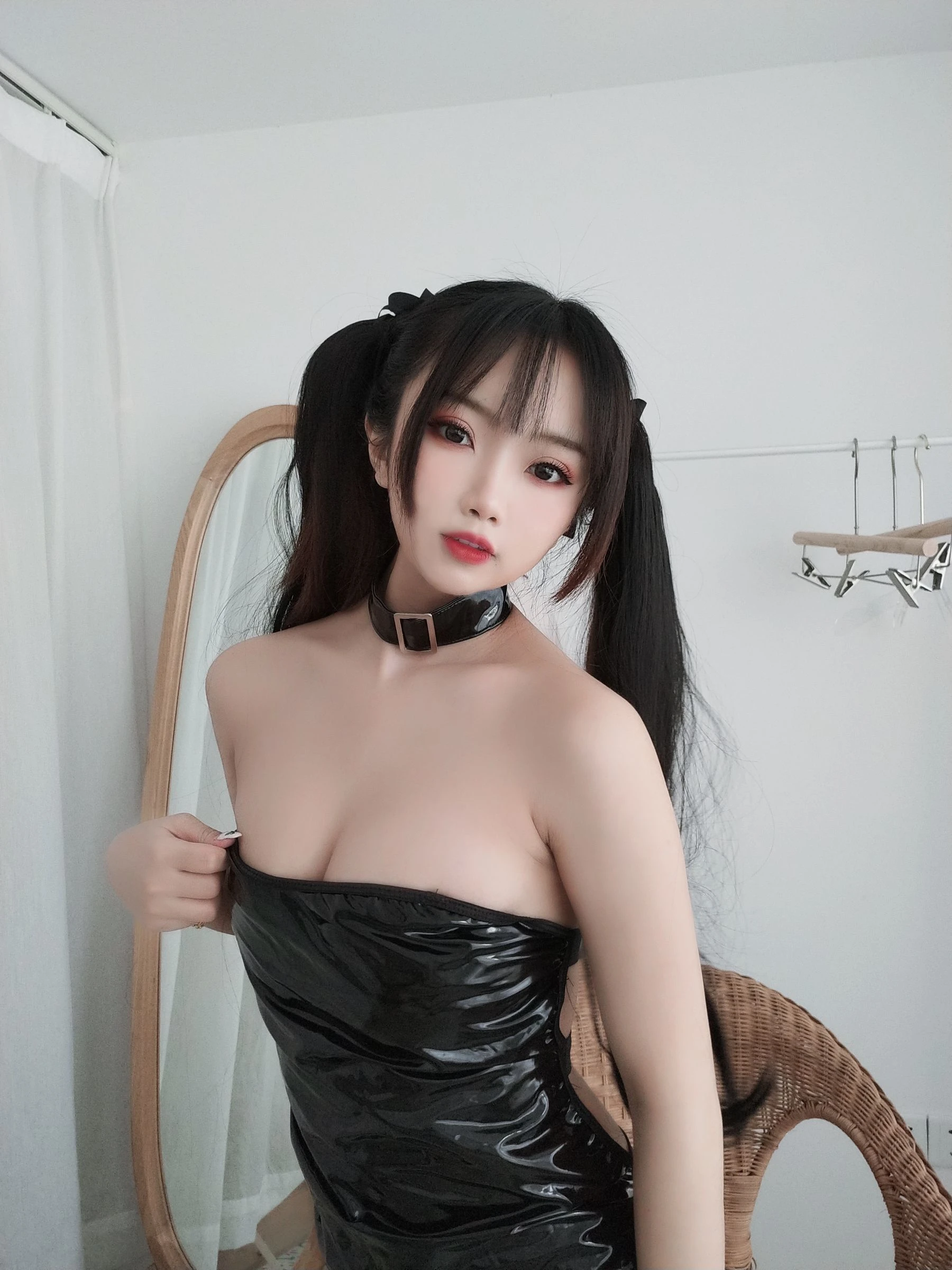 白嫩美少女鬼畜瑶 – 胶衣插图8