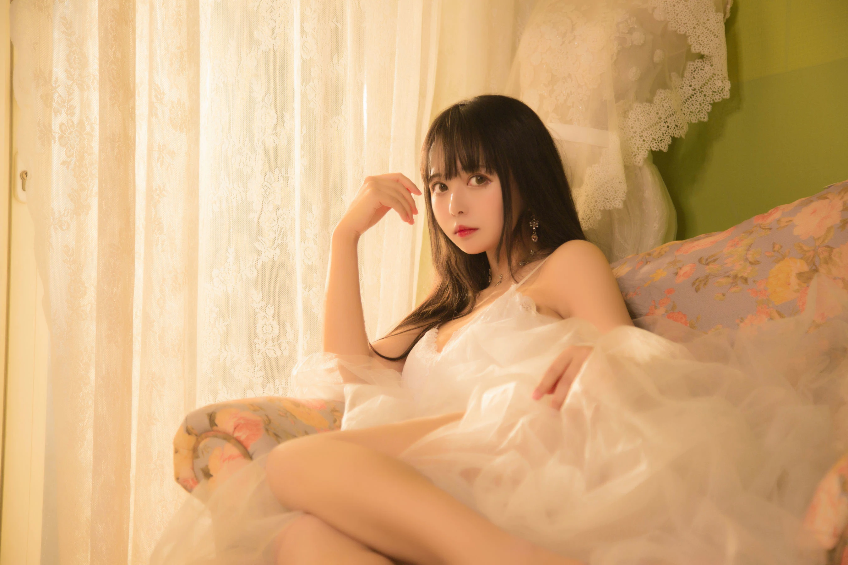 大眼萌妹黑猫猫OvO 少女写真插图8