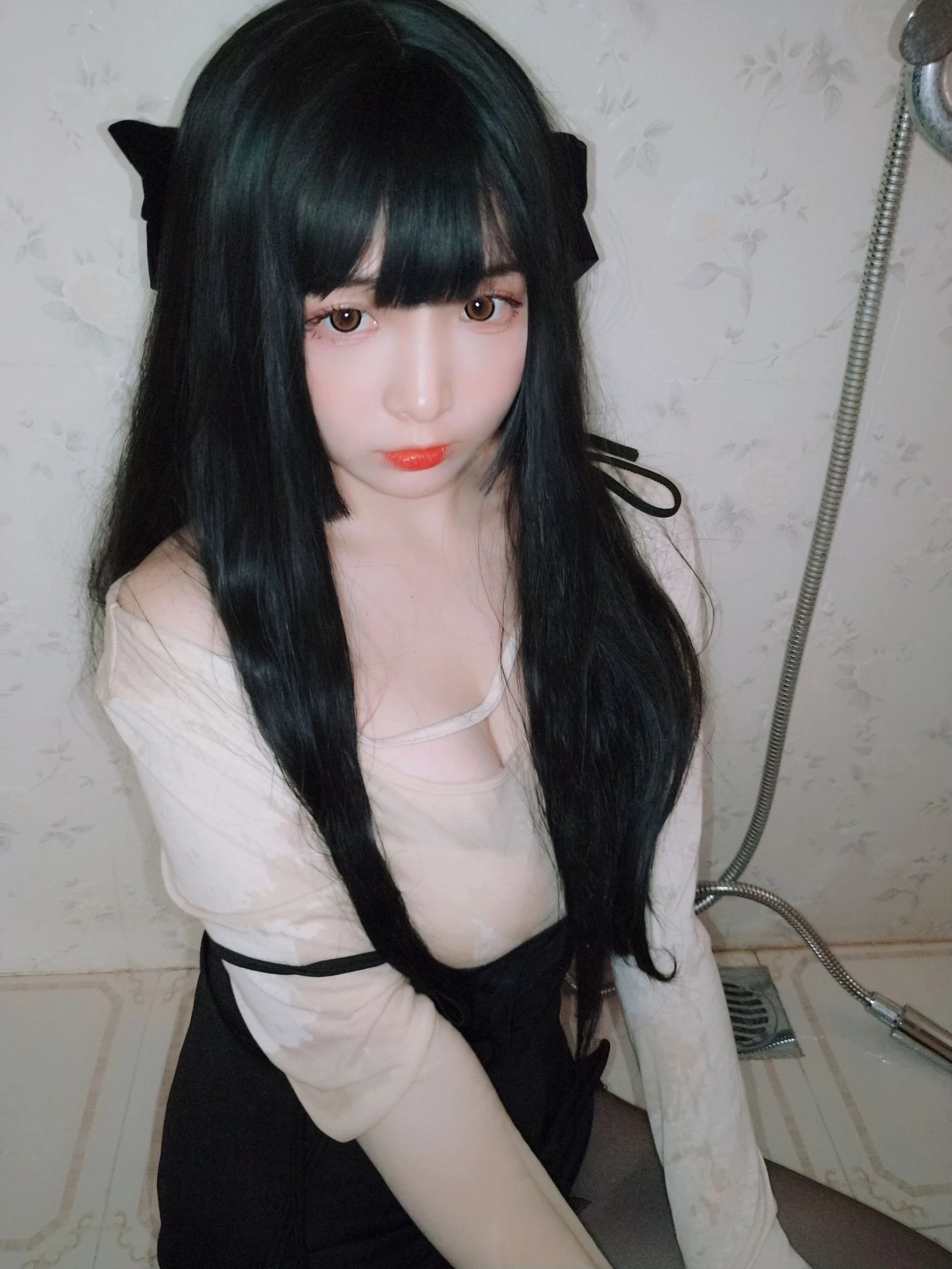 二次元美女古川kagura – 浴室湿身黑丝插图7