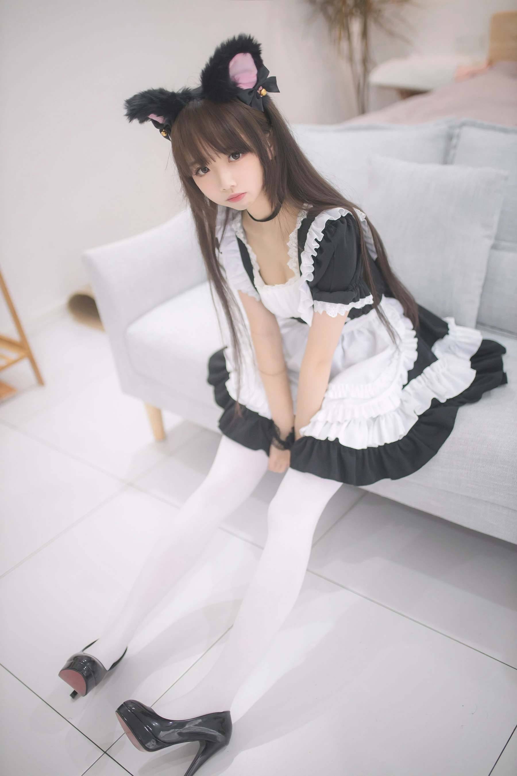 Cos小姐姐雪琪 白丝女仆 [30P]插图2