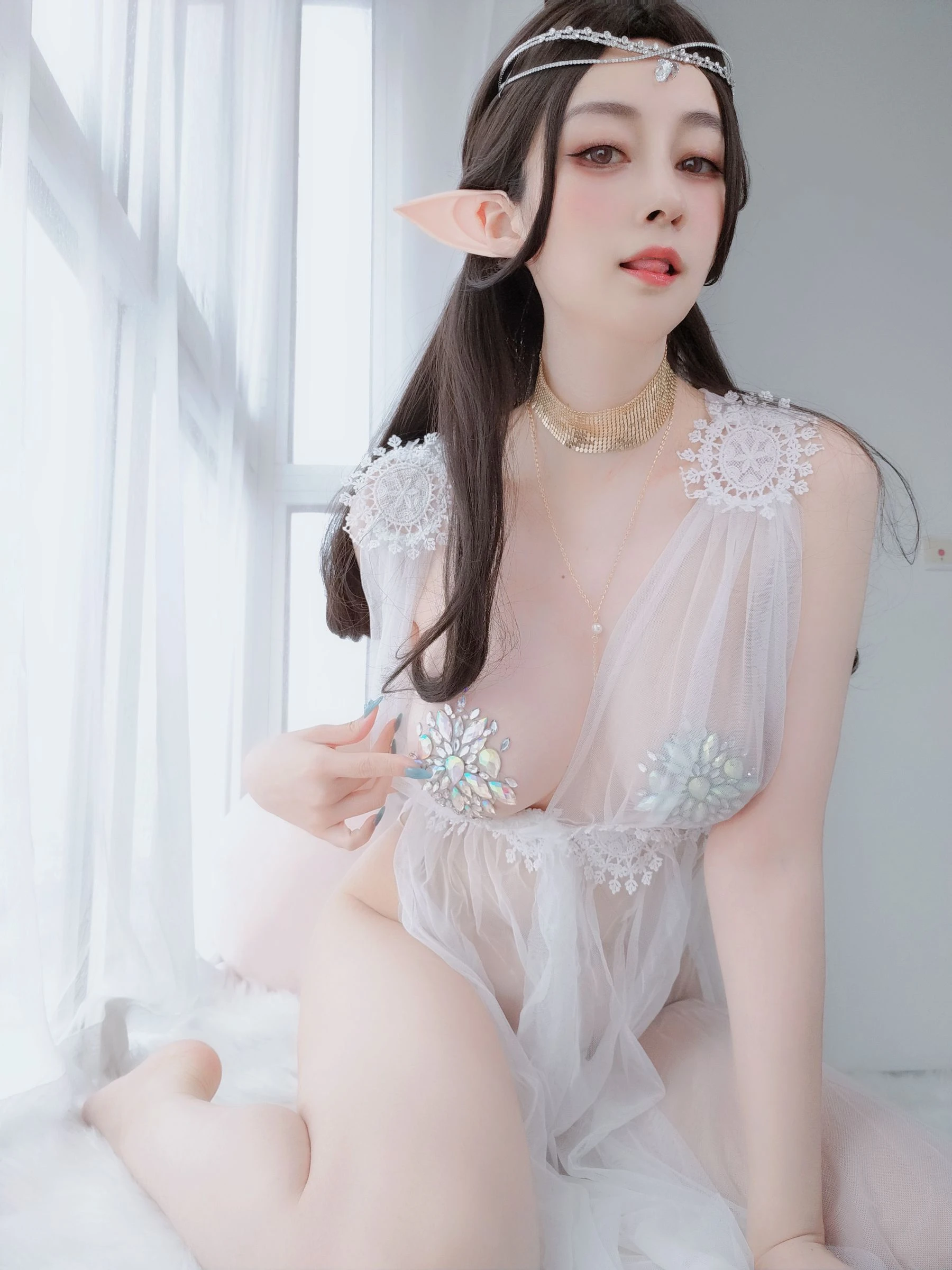 Coser小姐姐白银 – 精灵宝石内衣插图6