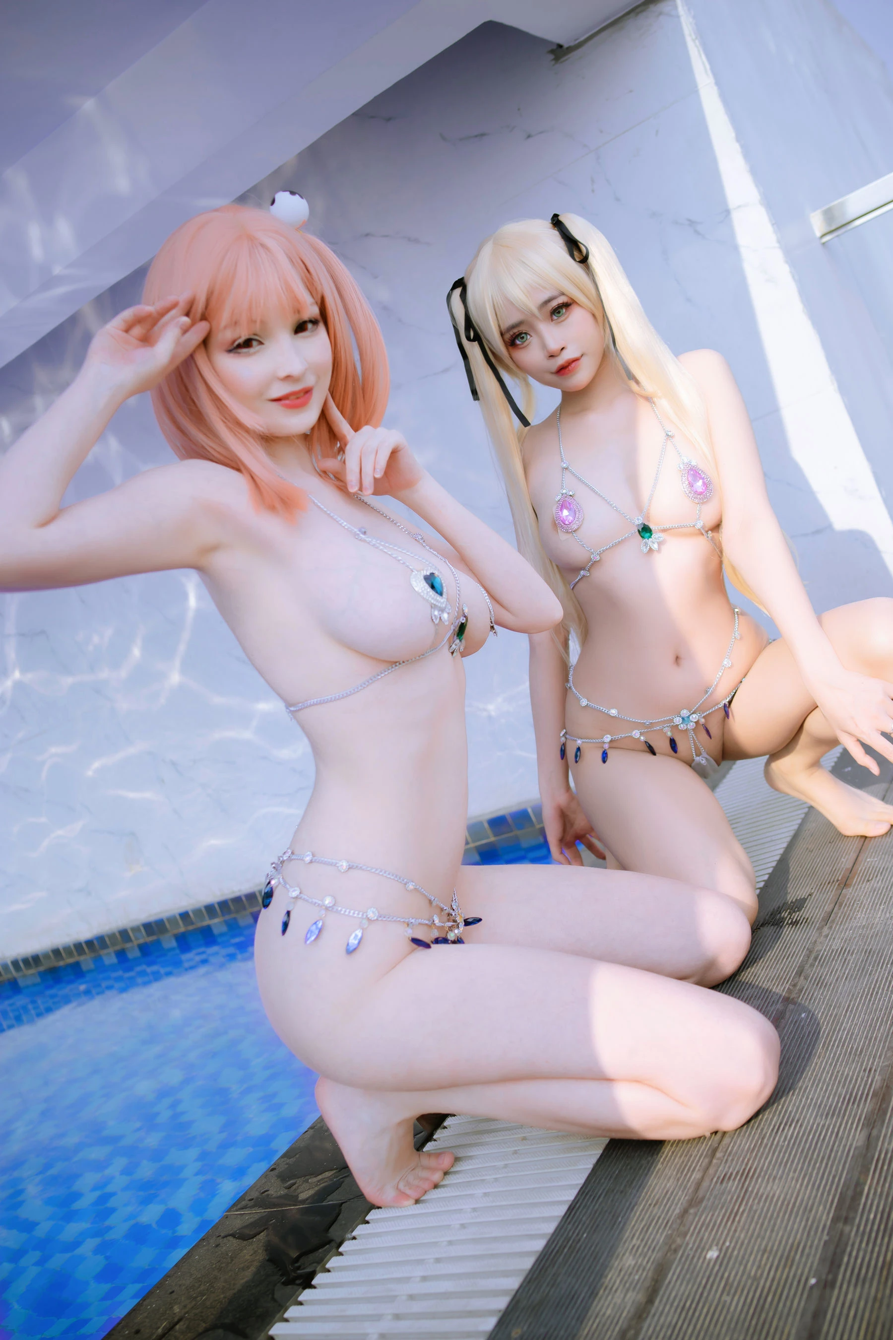 日本性感萝莉Byoru&Hidori – Rose DoA 死或生泳装插图4