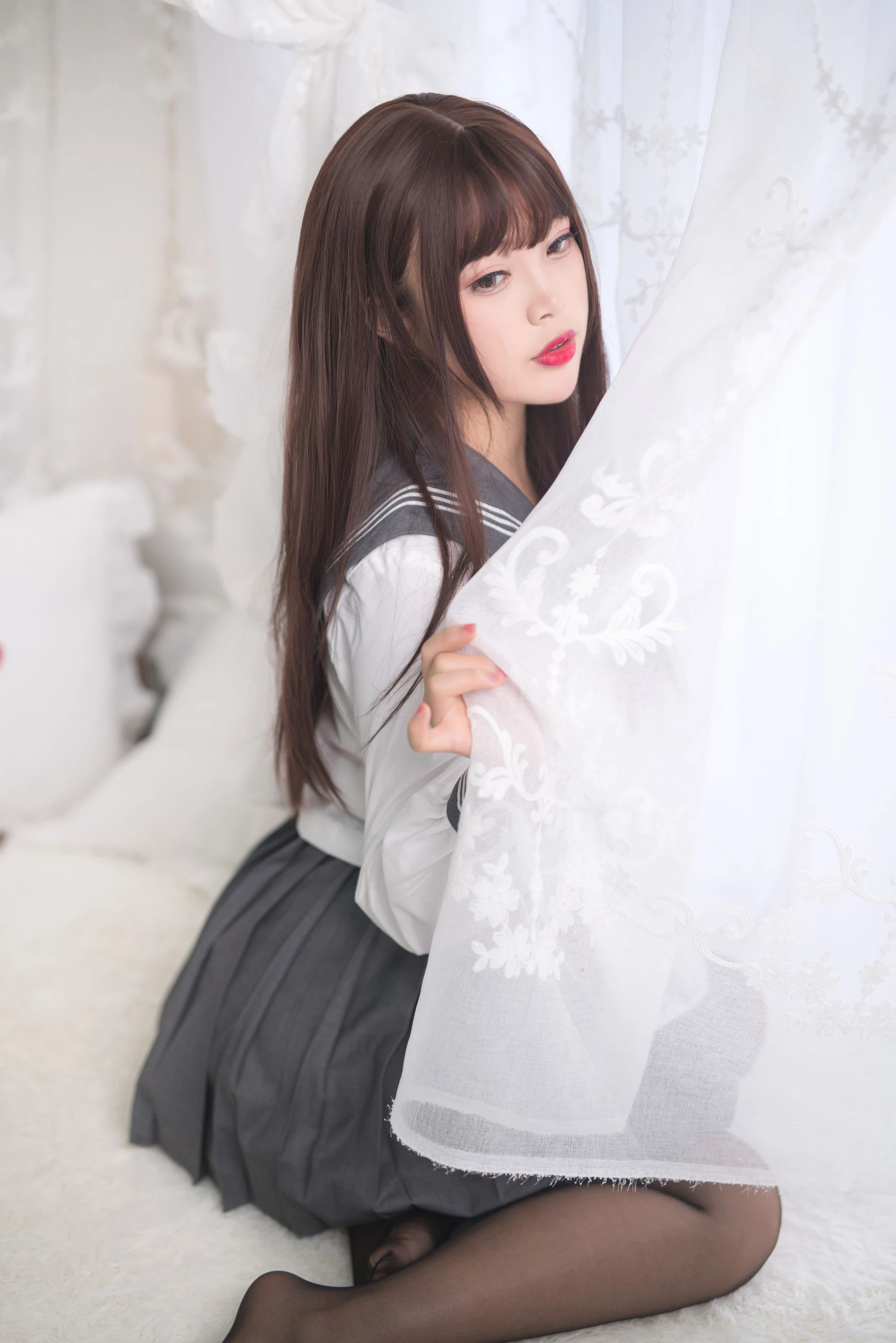 萌系小姐姐-白烨- – 黑丝制服少女插图2