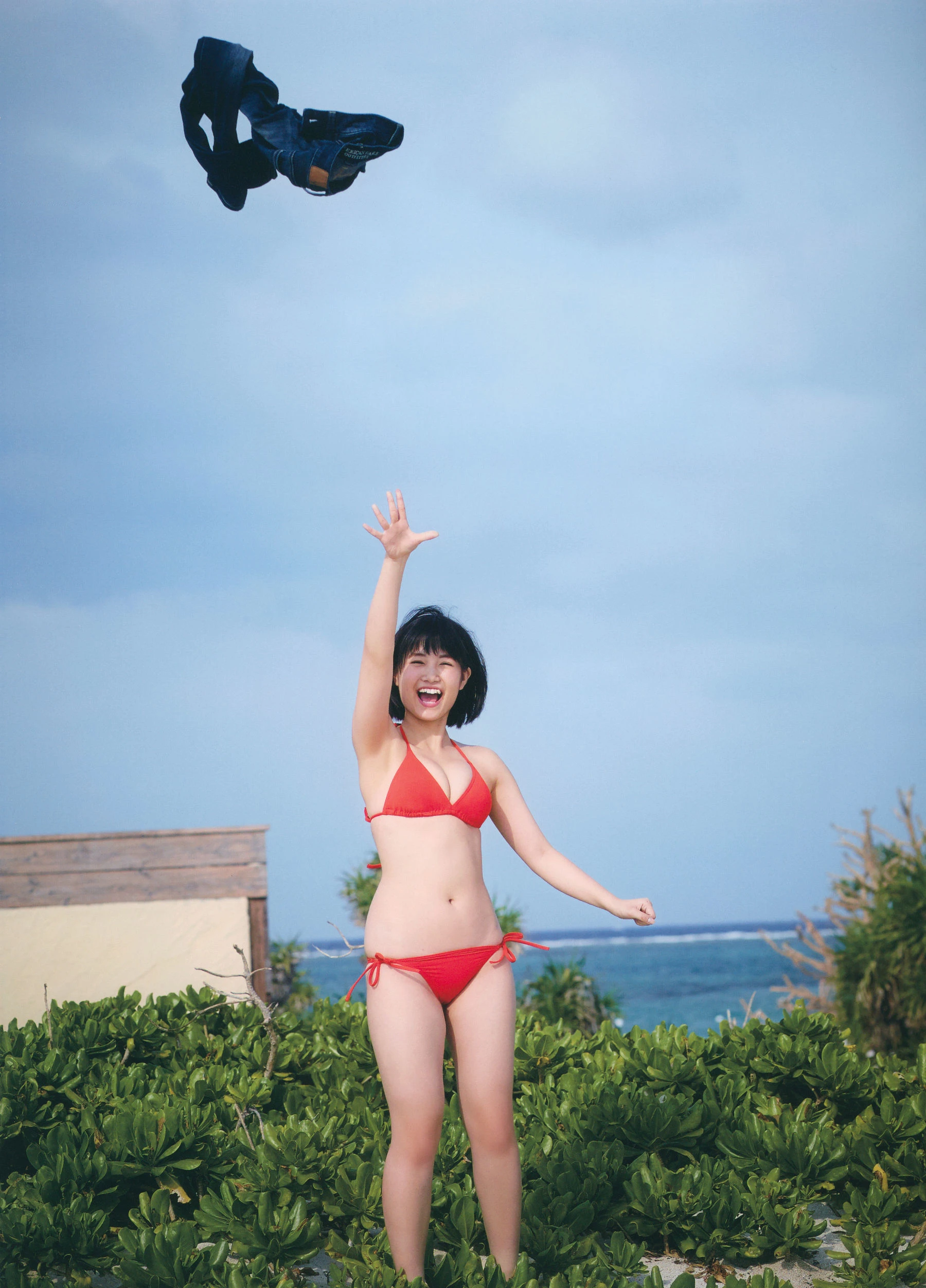 朝長美桜 ファースト写真集 日向插图6