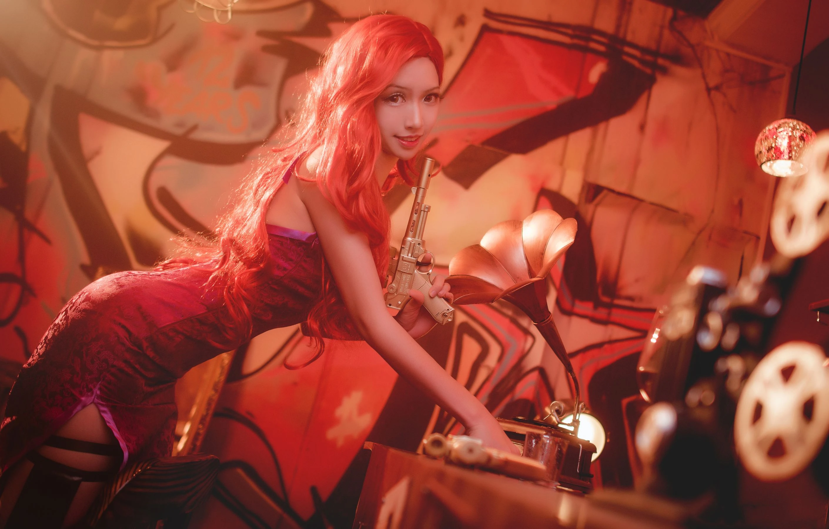 超人气Coser鳗鱼霏儿 – 厄运小姐插图5