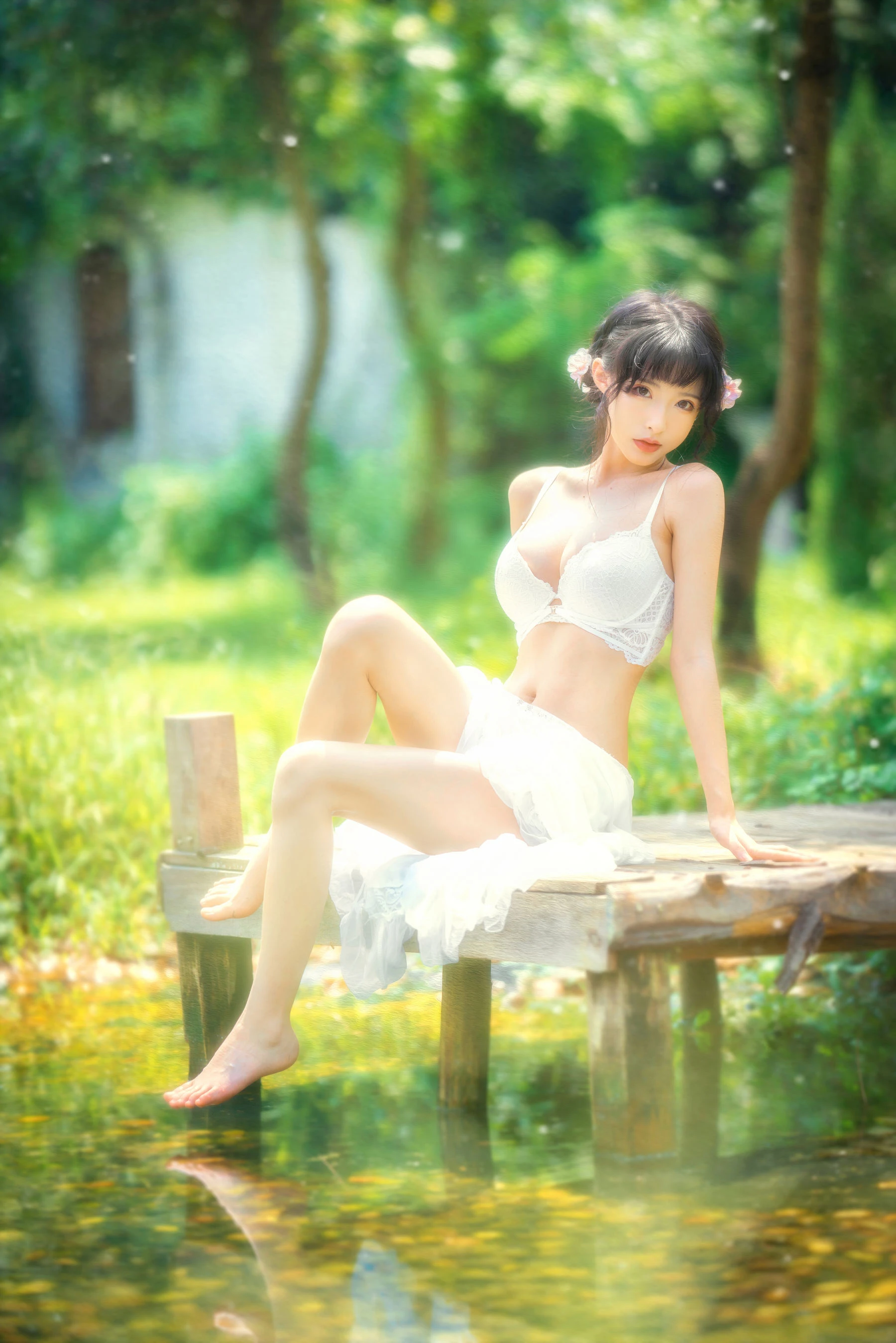 尤物清水由乃 – 蕾丝花园插图1
