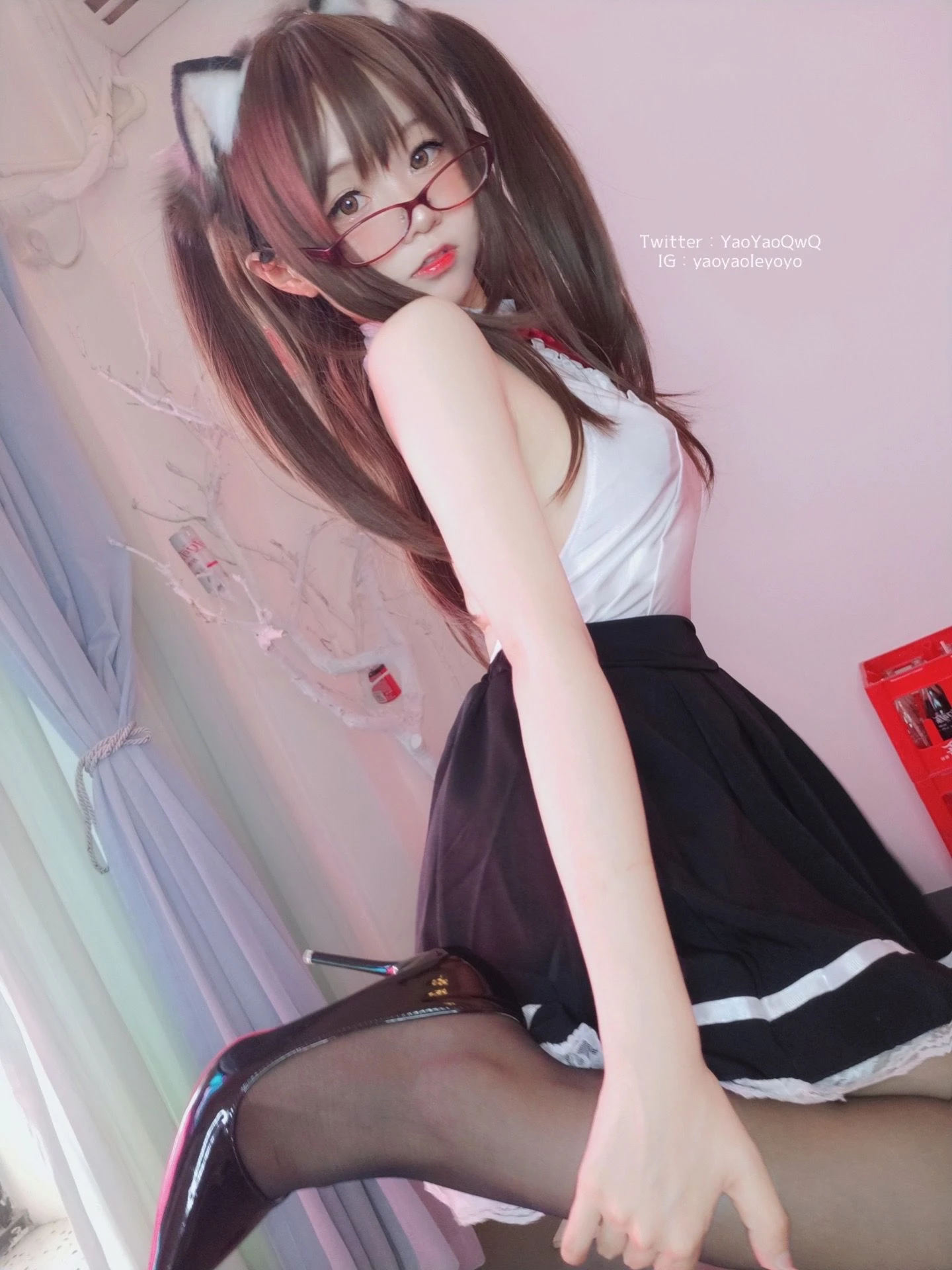 萌妹子Coser摇摇乐yoyo – 黑色紧身衣插图3