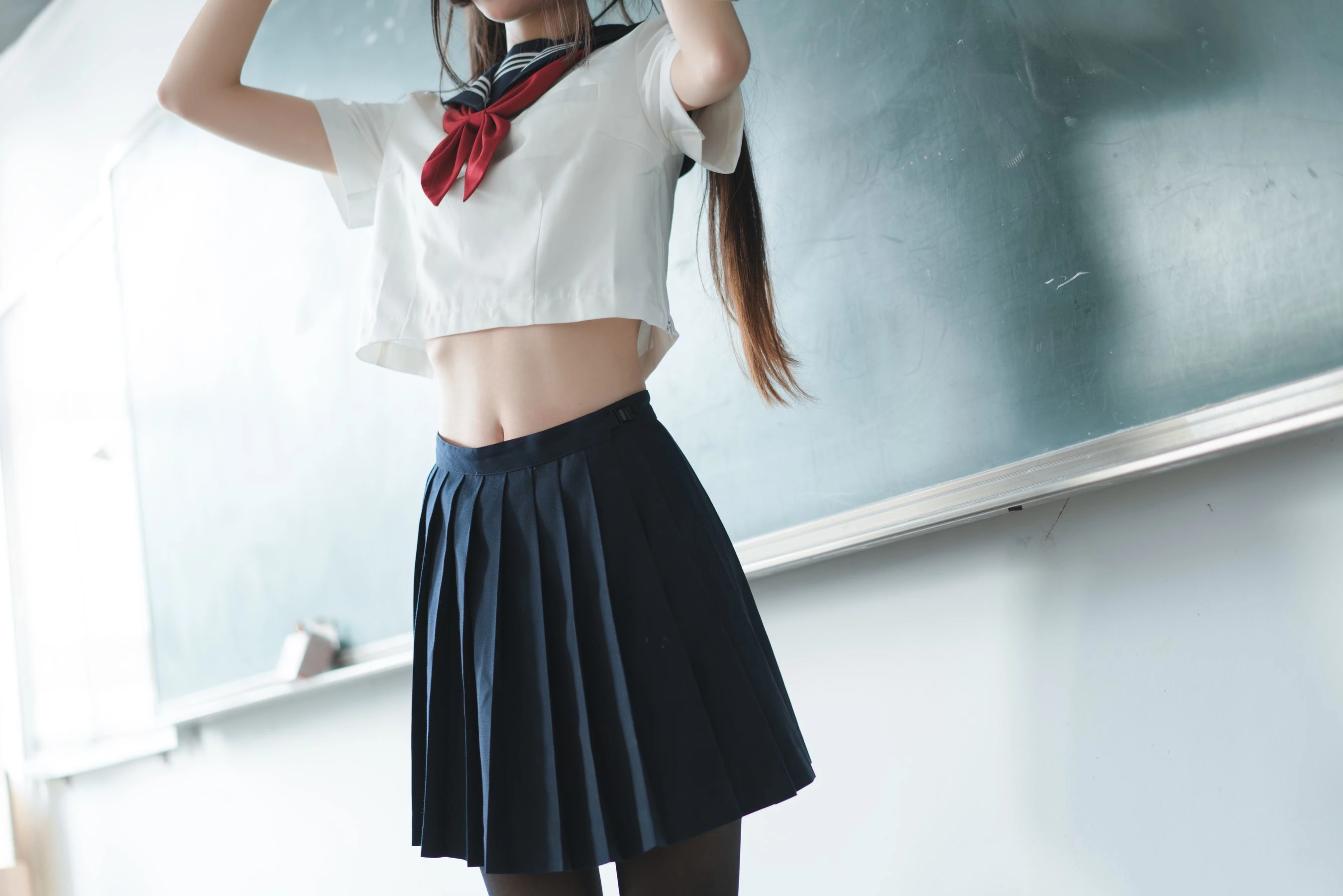 清纯少女五更百鬼 – JK制服插图5