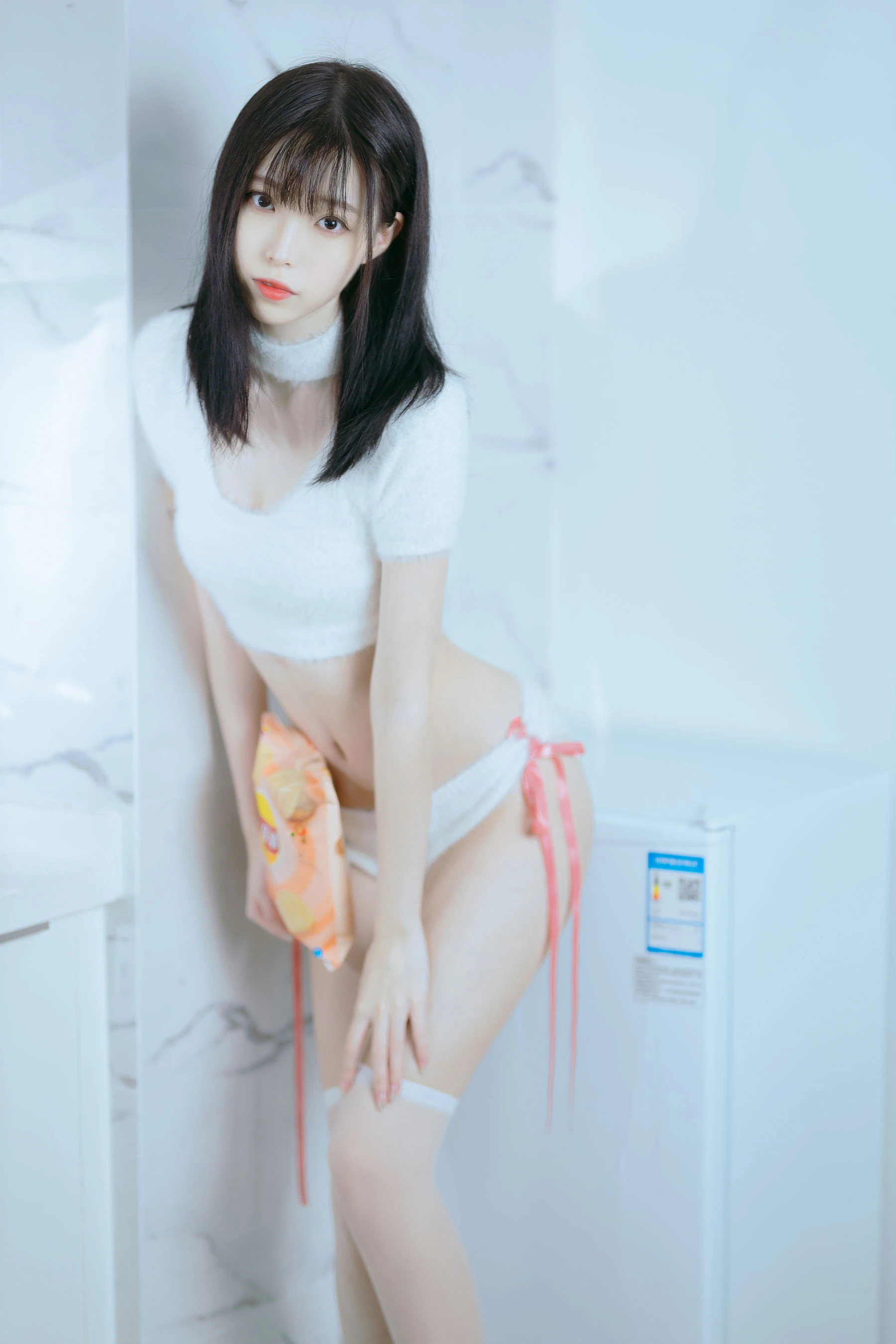 许岚(叁月life) – 纯欲毛衣插图1