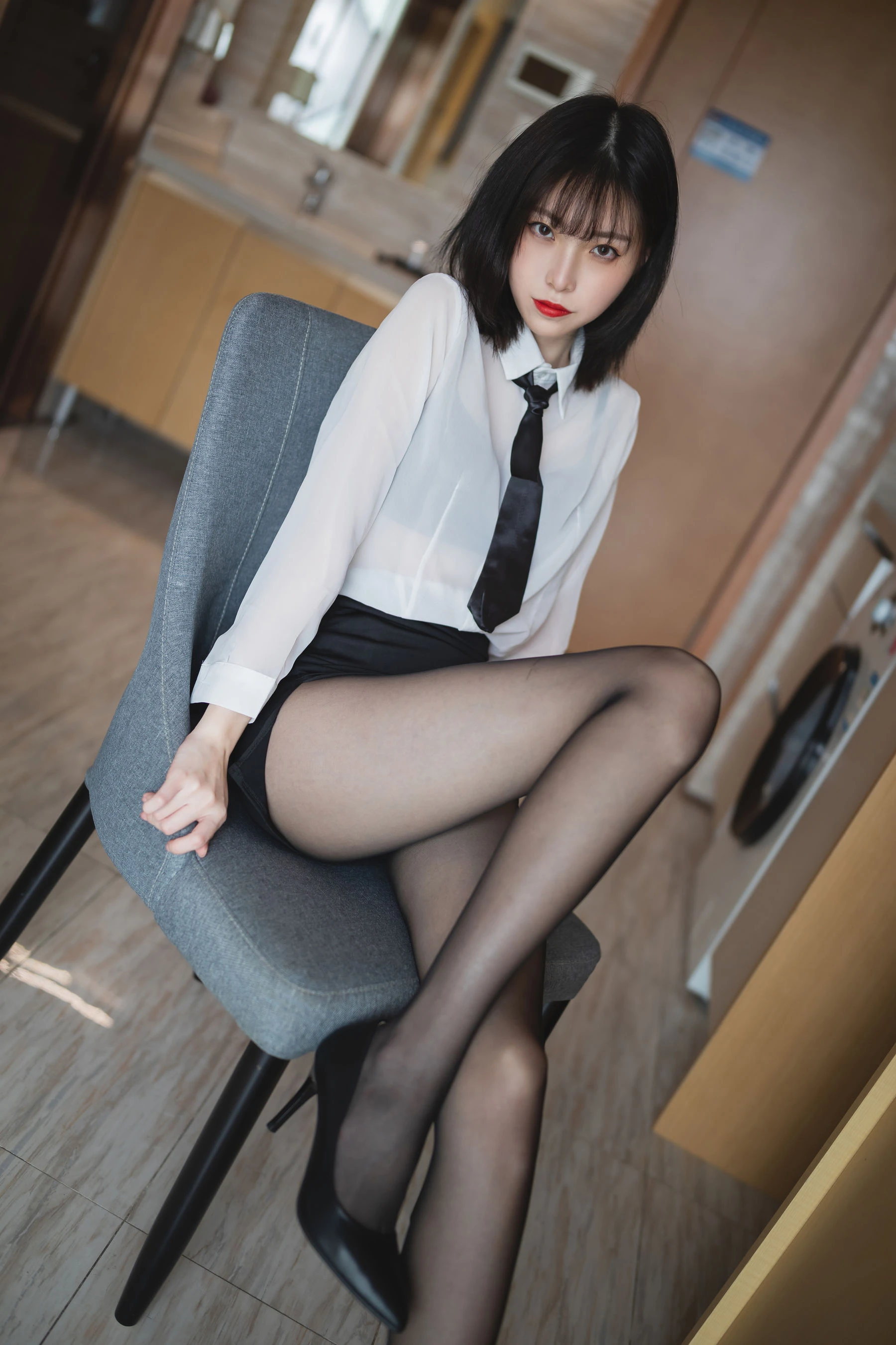 许岚 – OL制服插图4