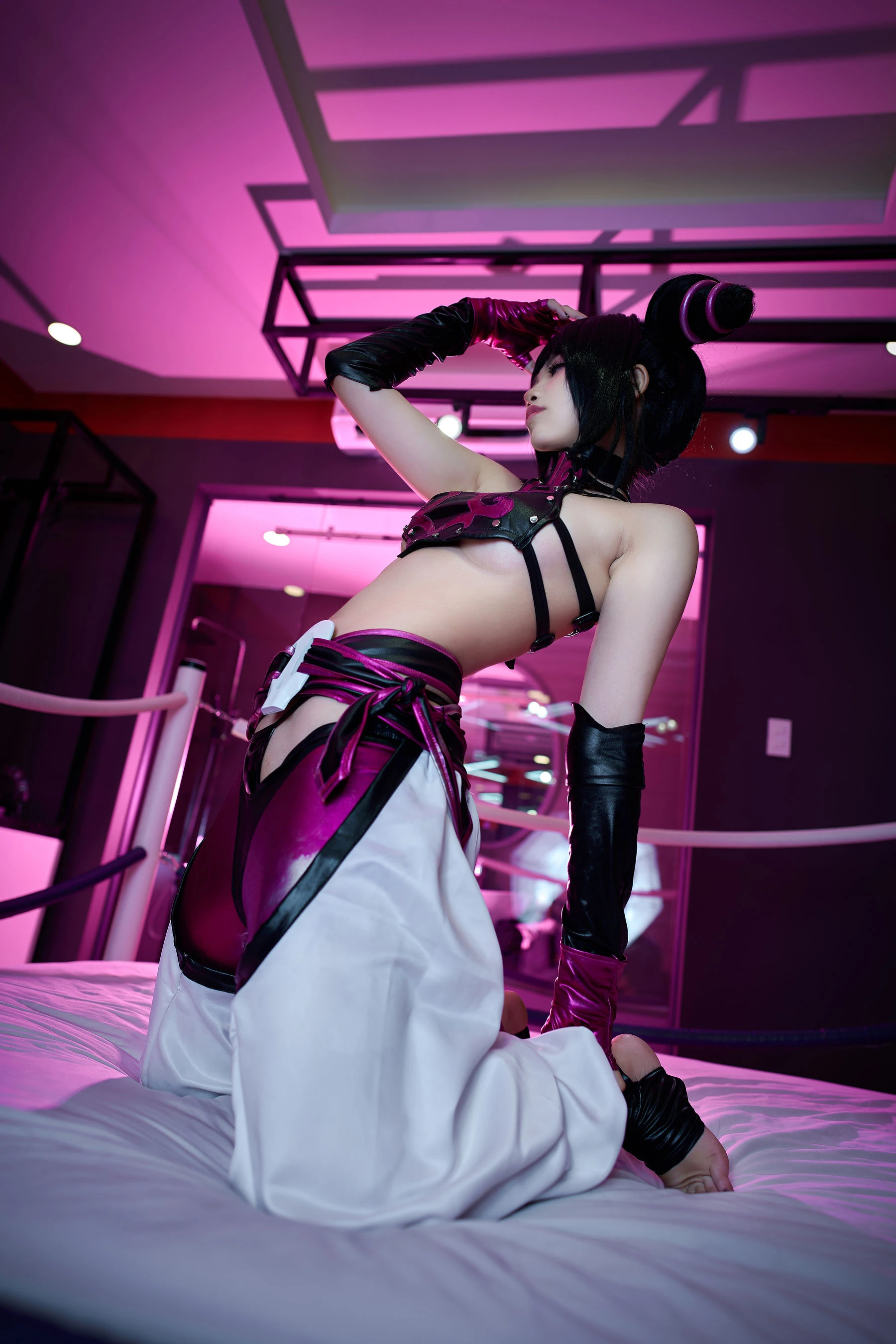 ZinieQ – Juri Han插图2