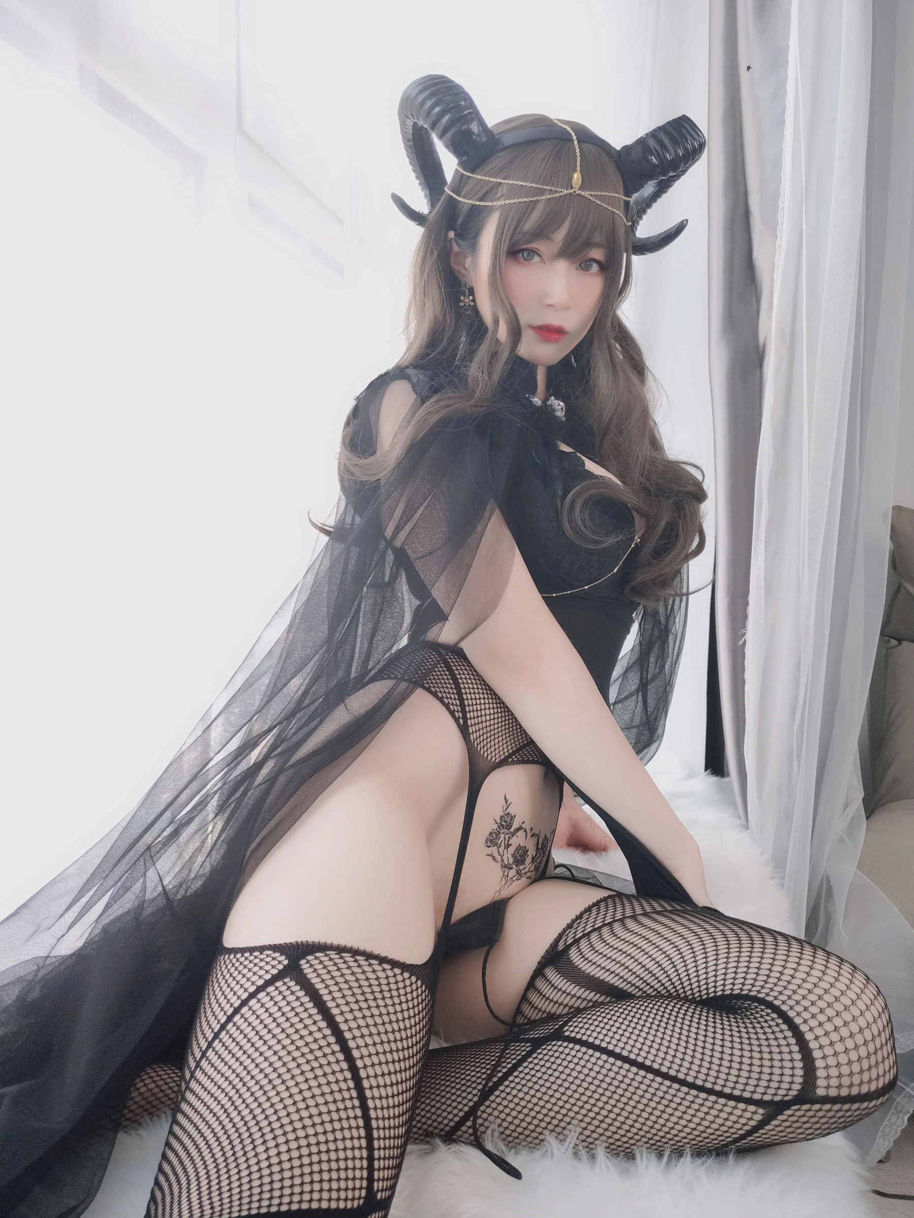 Coser小姐姐白银 黑山魅魔插图6