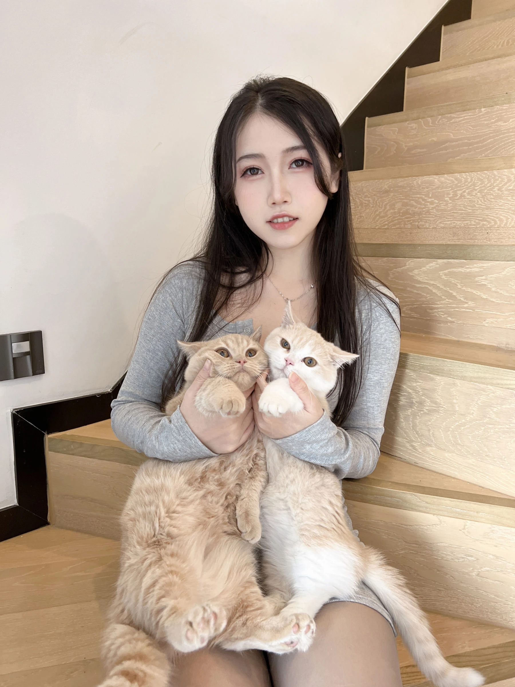 微博人气Coser不呆猫 – 居家猫猫女友 [59P]插图1