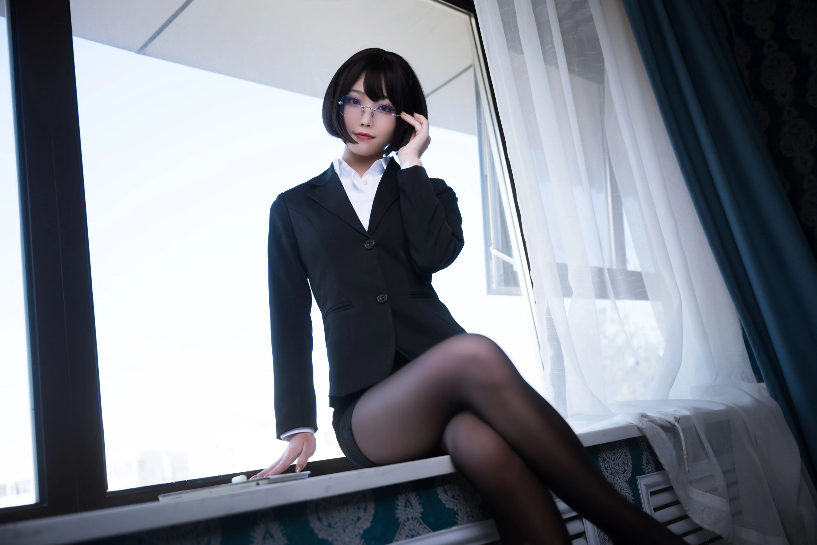Cosplay汪知子 – 黑丝OL高清在线免费欣赏–微密图社-微密图社