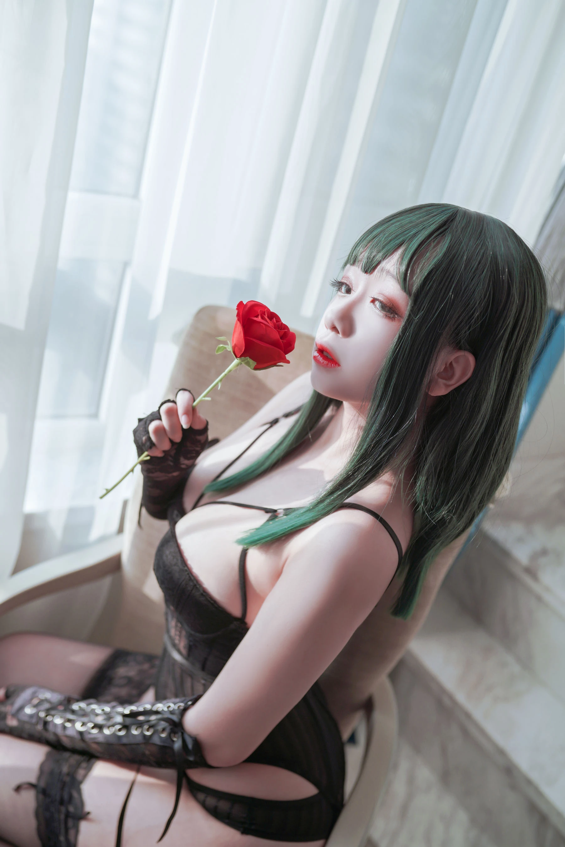 Cosplay日奈娇 – 黑丝紧束 [9P]插图3