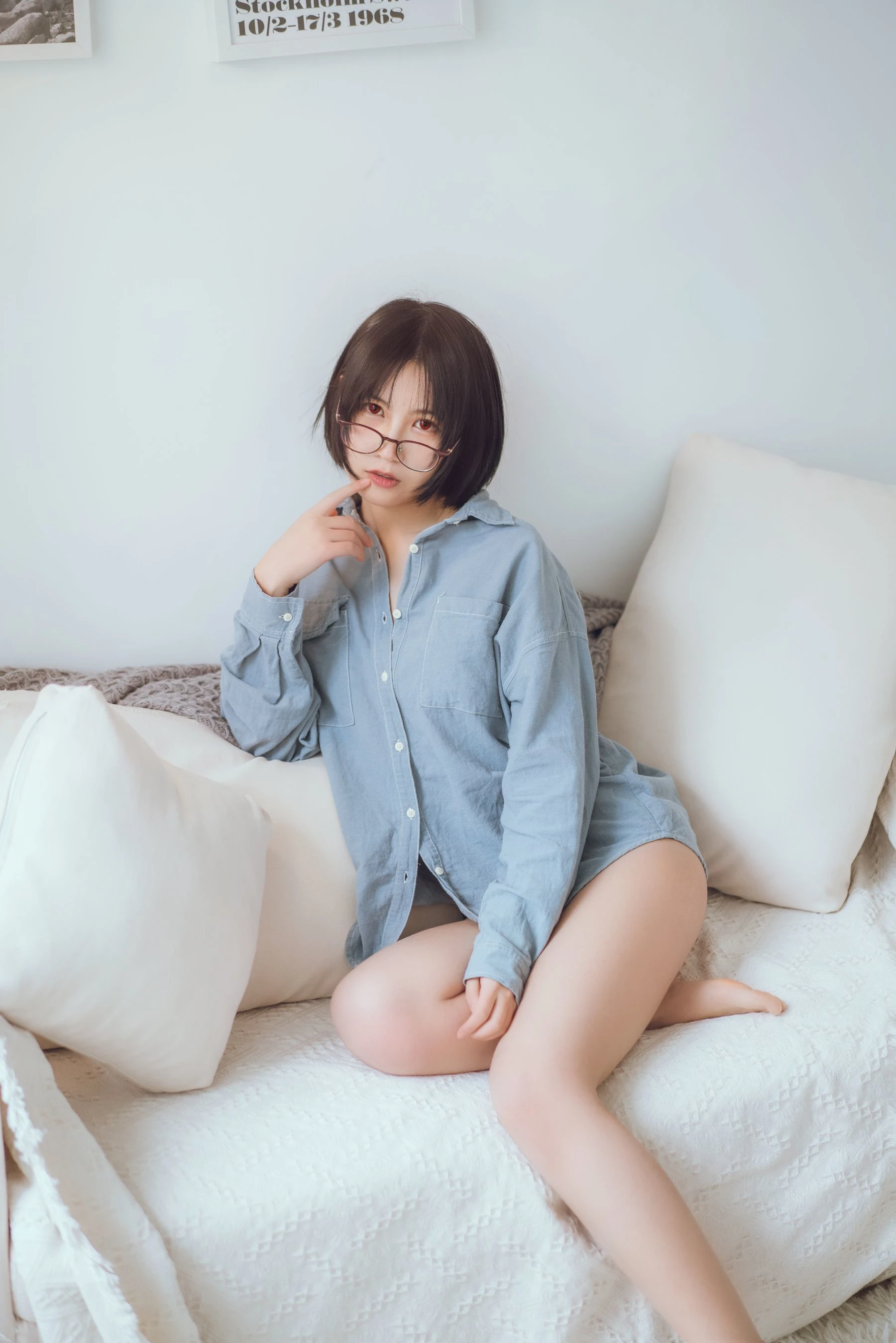 COSER美女逐月su 蓝色衬衫高清在线免费欣赏–微密图社-微密图社