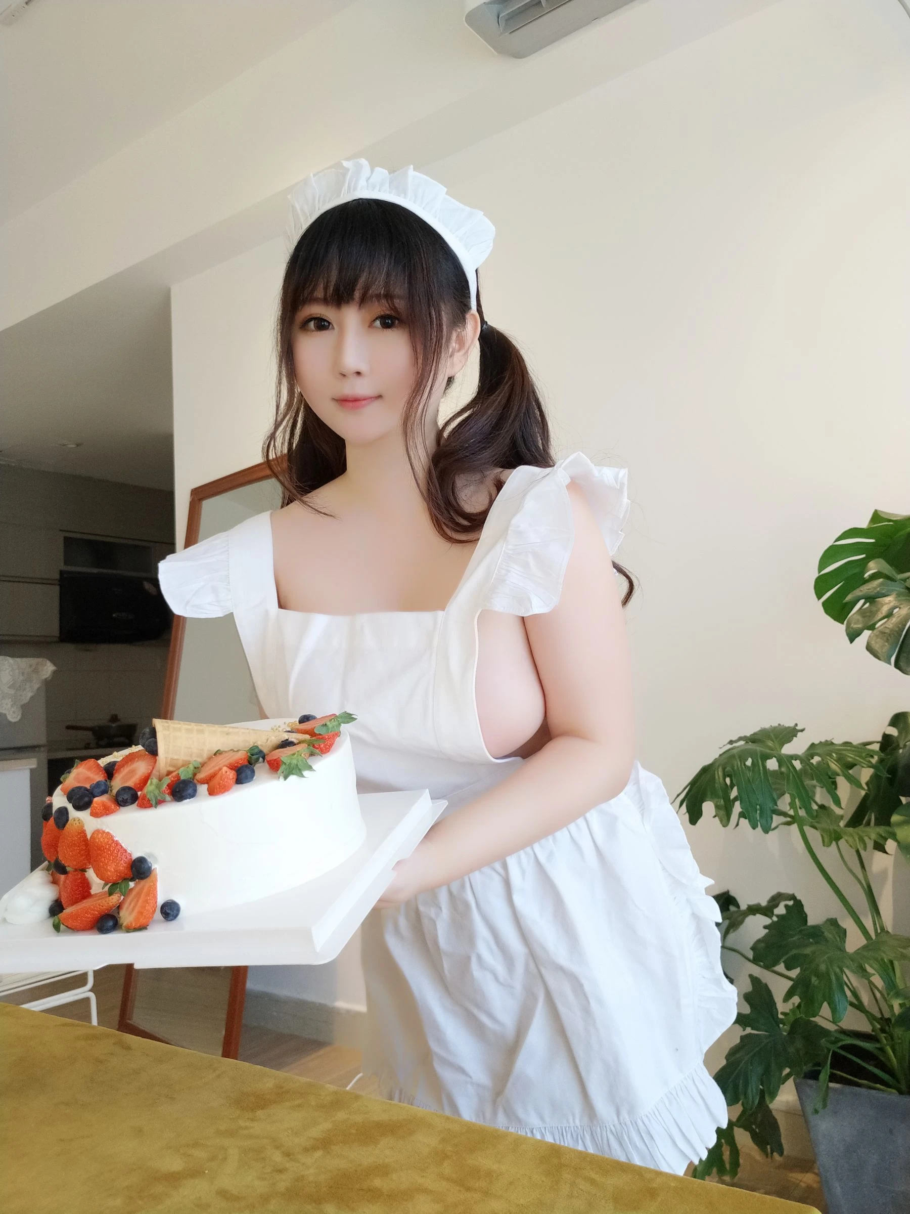蜜桃少女是依酱呀 – 小厨娘插图4