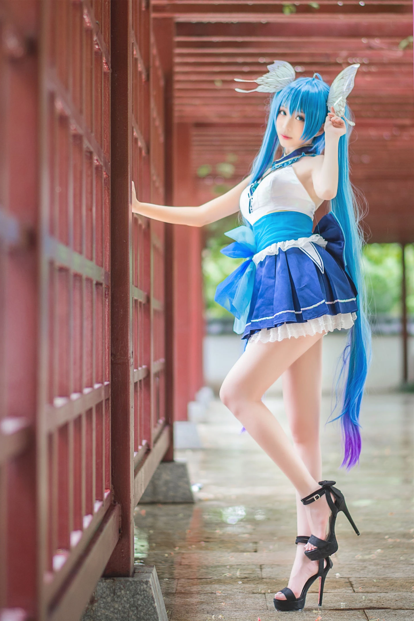 长腿Coser青青子Js – 初音未来插图1
