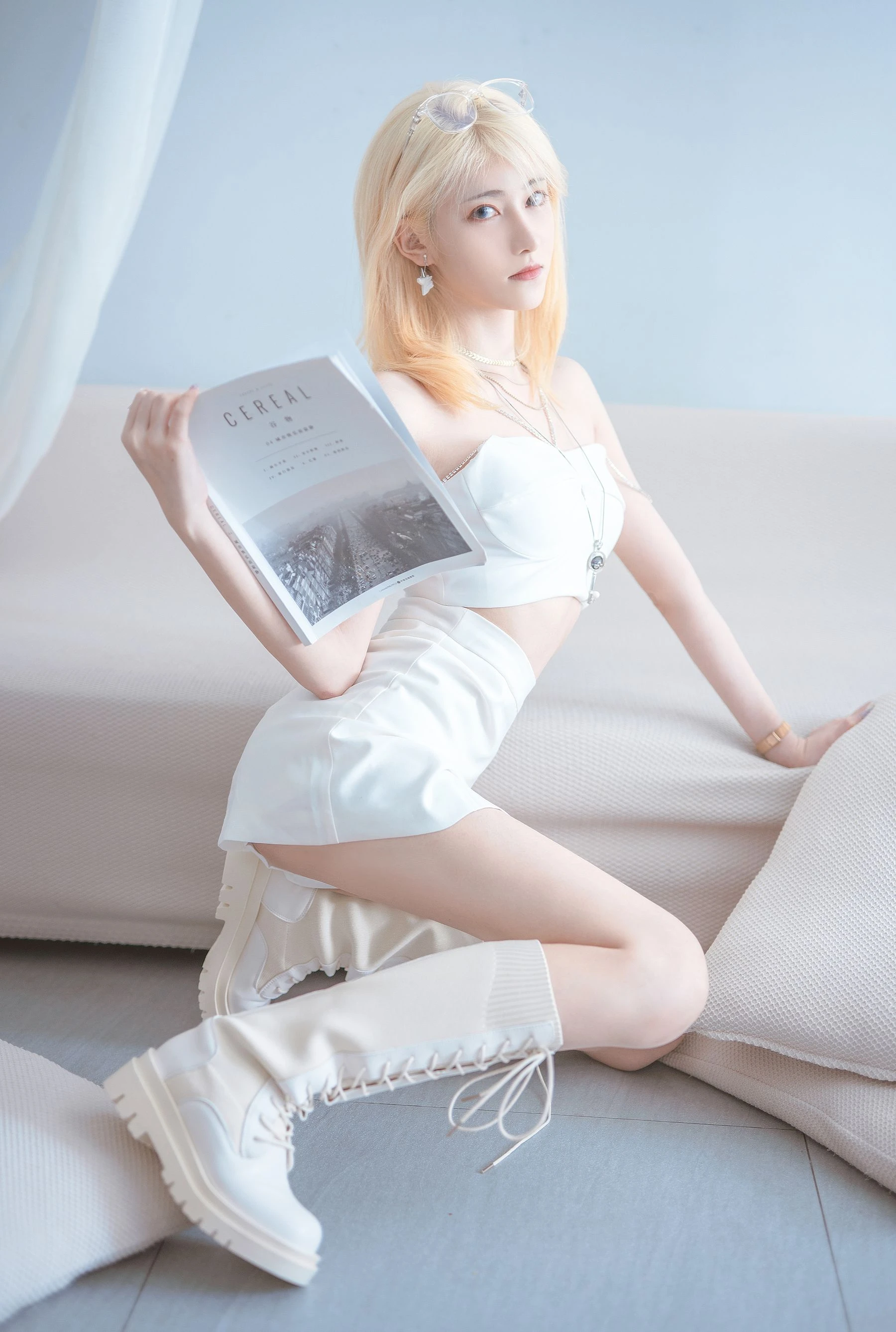 动漫博主南桃Momoko – 白色制服高清在线免费欣赏–微密图社-微密图社