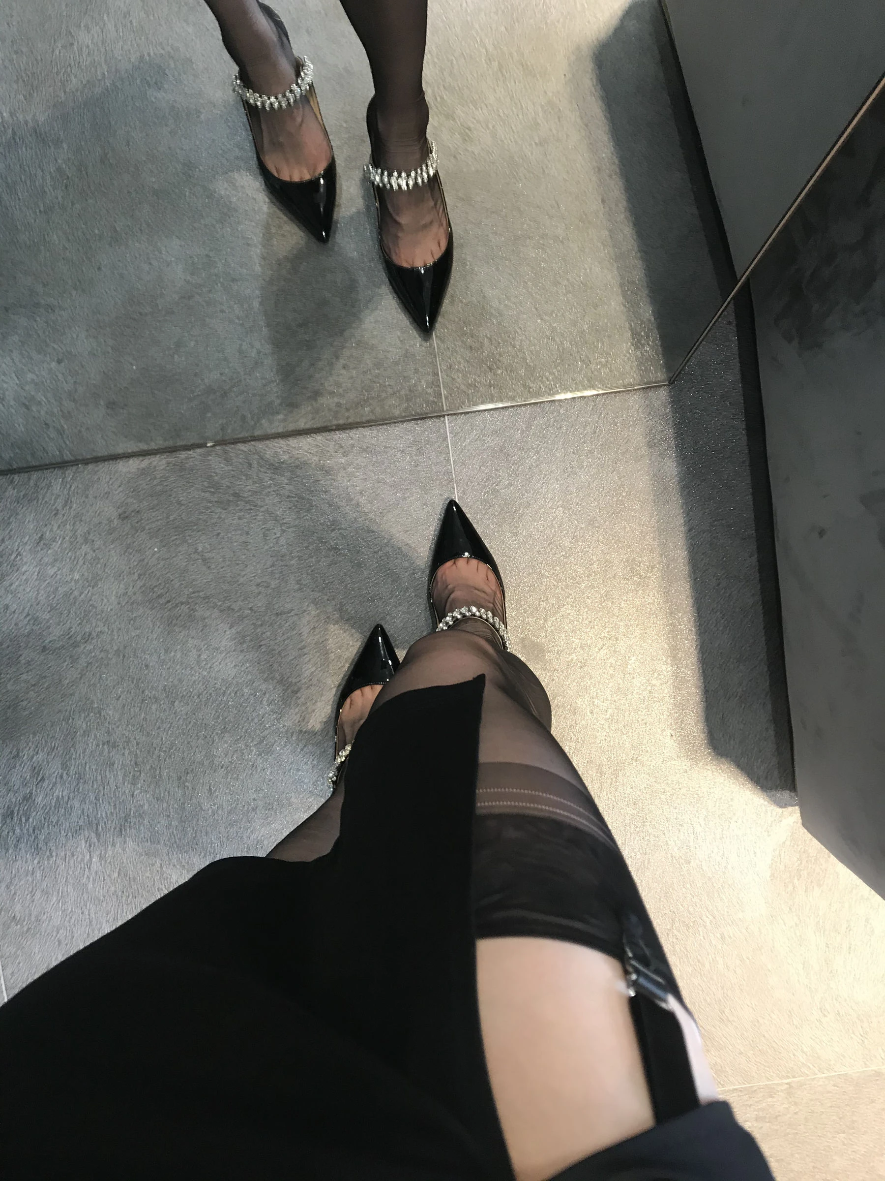 丝足博主麋鹿_Monroe 2020.07.12 黑色吊袜插图3