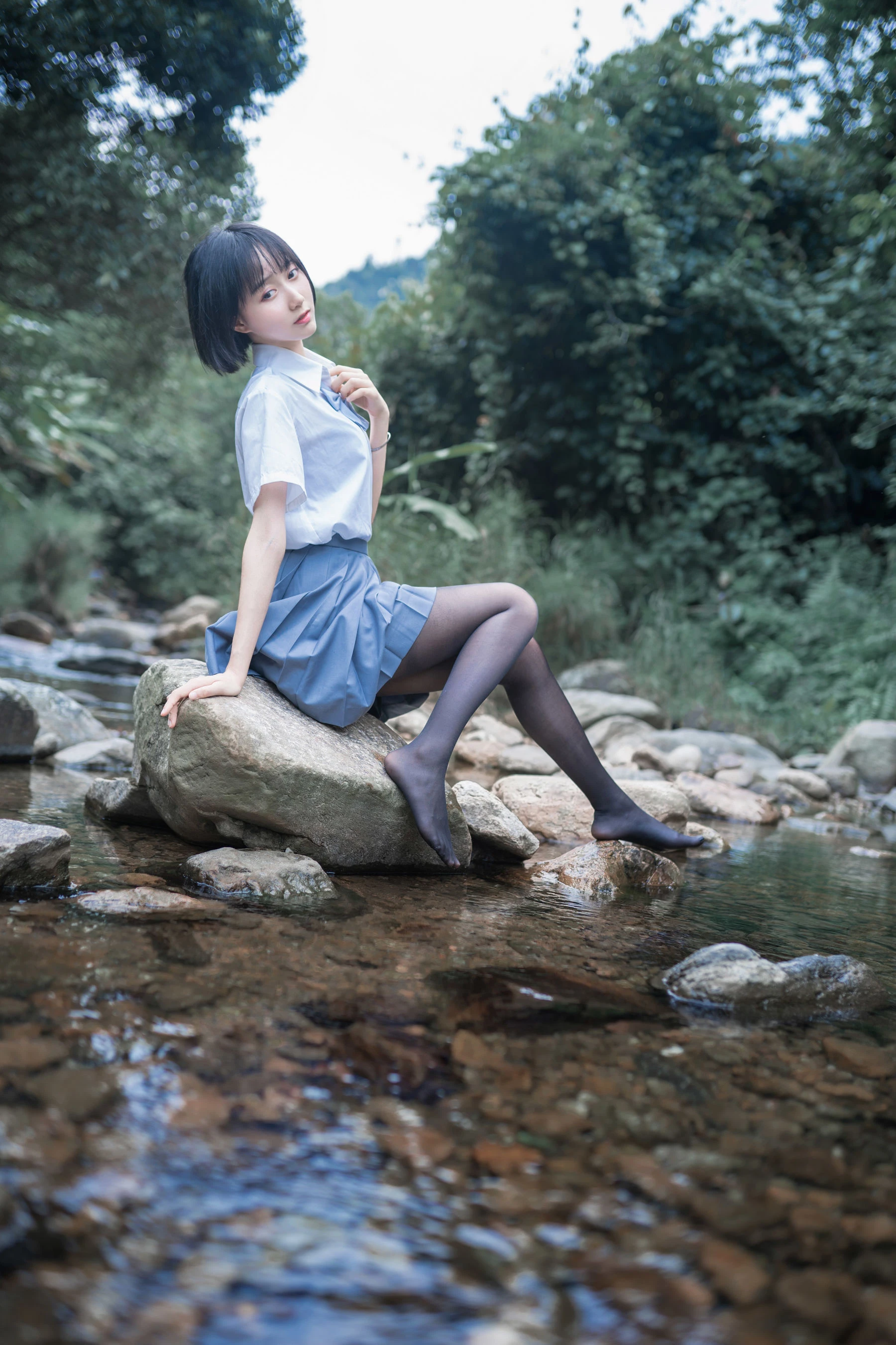 萌系小姐姐木绵绵OwO 水色溪边制服插图3