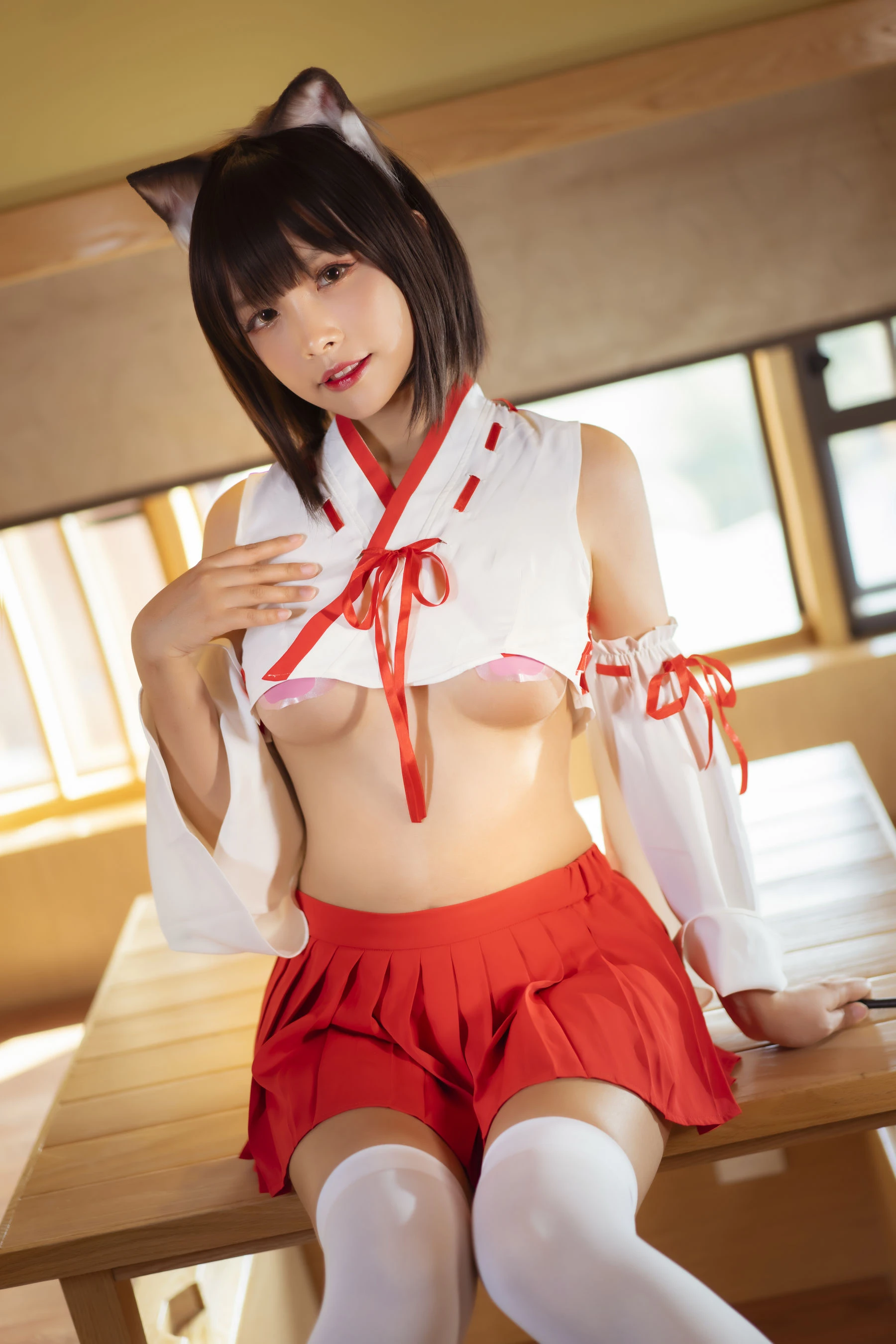 Neko-薇薇 – 巫女插图2