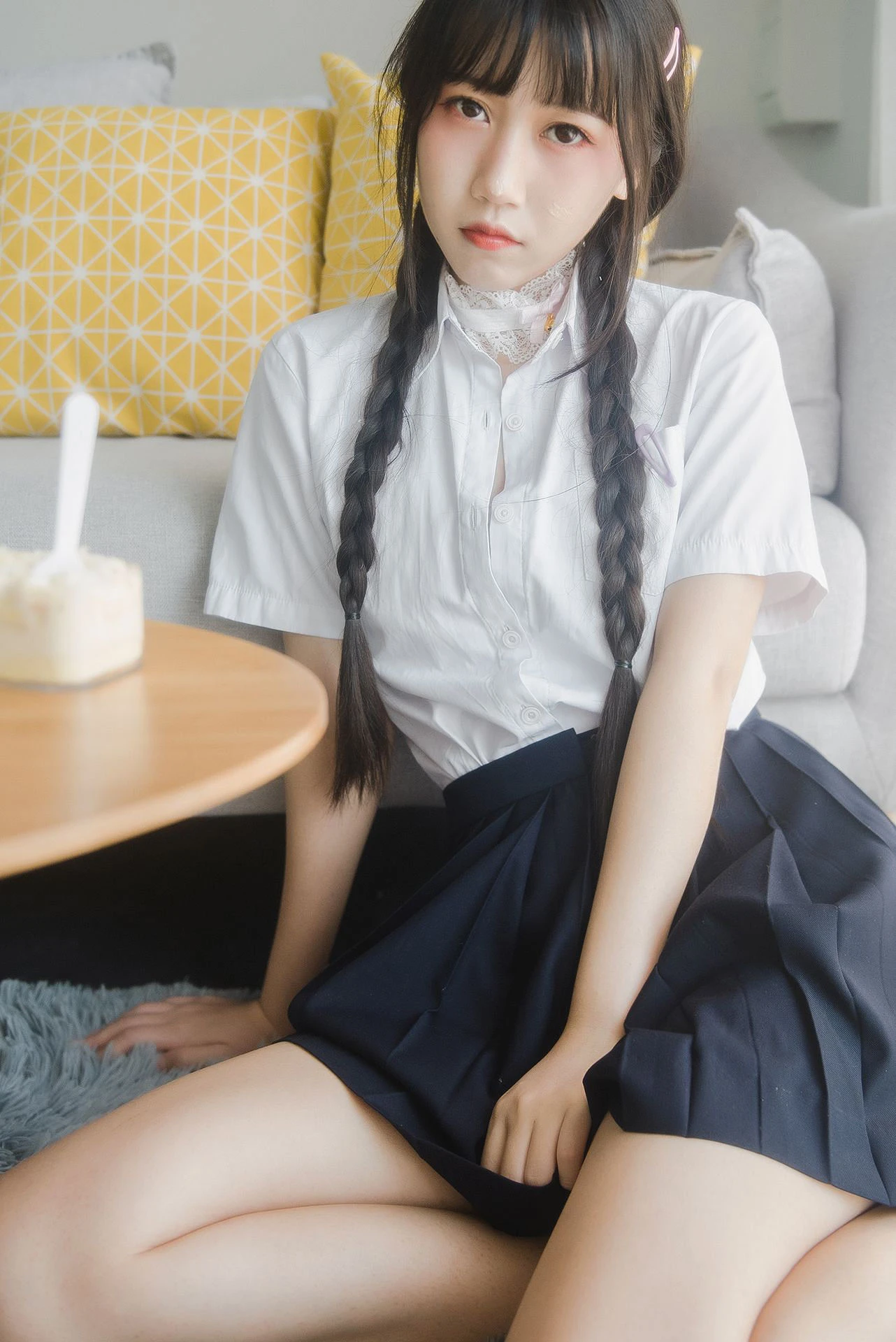 微博人气Coser不呆猫 – 奶油少女高清在线免费欣赏–微密图社-微密图社