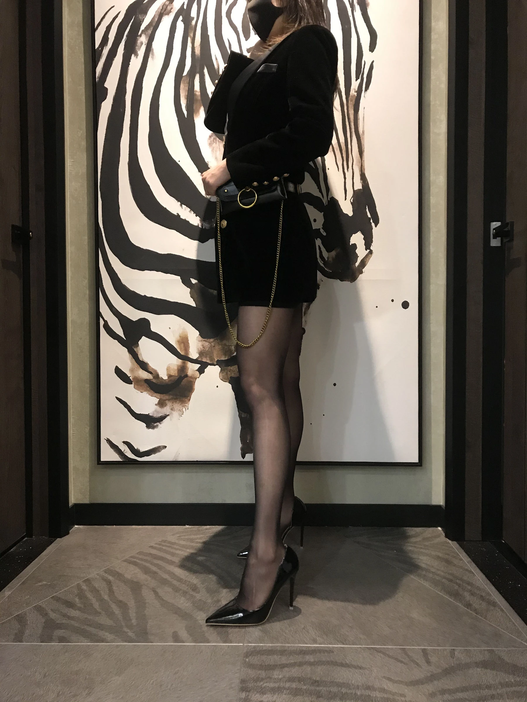 丝足博主麋鹿_Monroe 2020.03.15 会所黑丝插图1