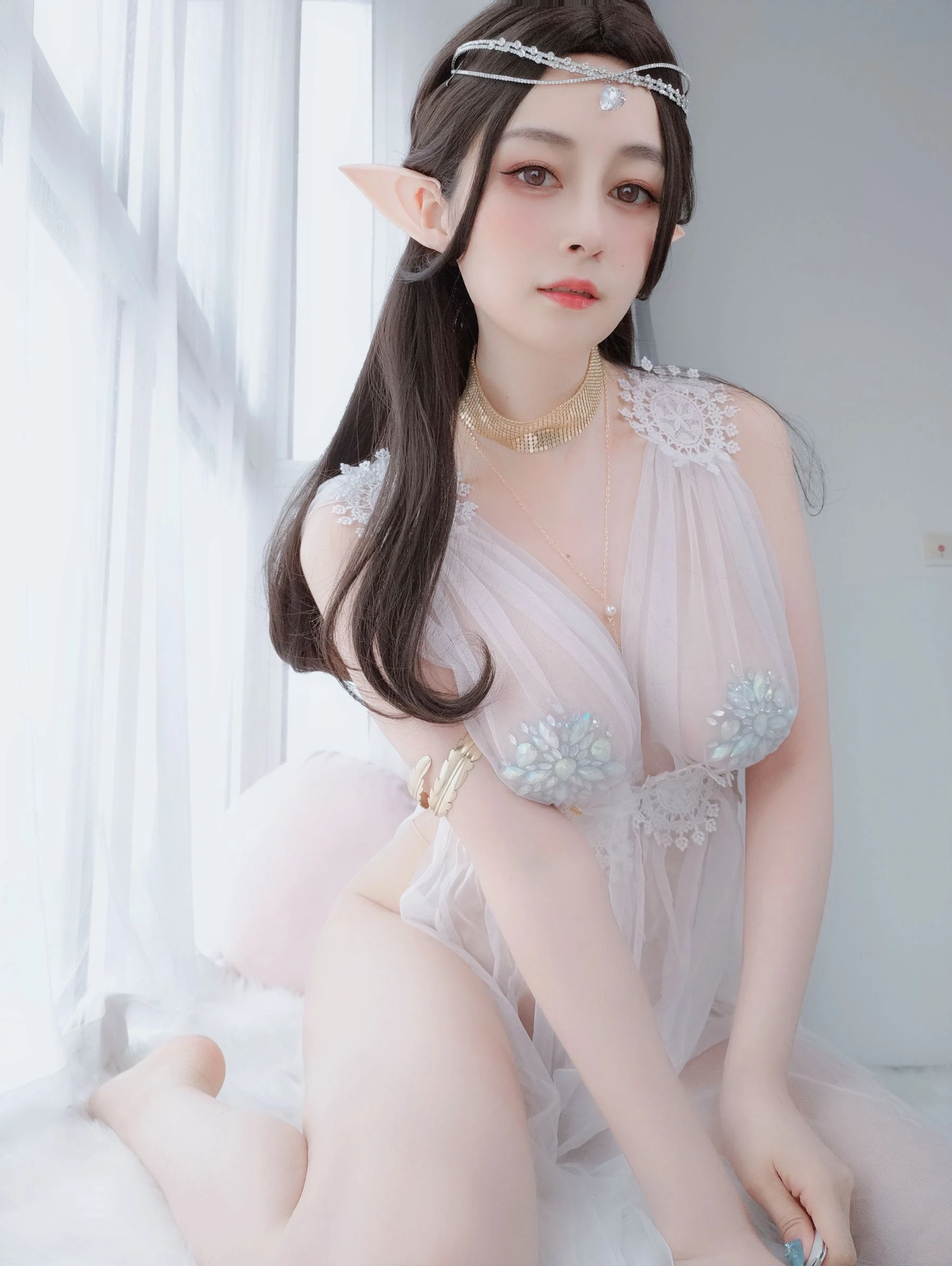 Coser小姐姐白银 – 精灵宝石内衣插图5