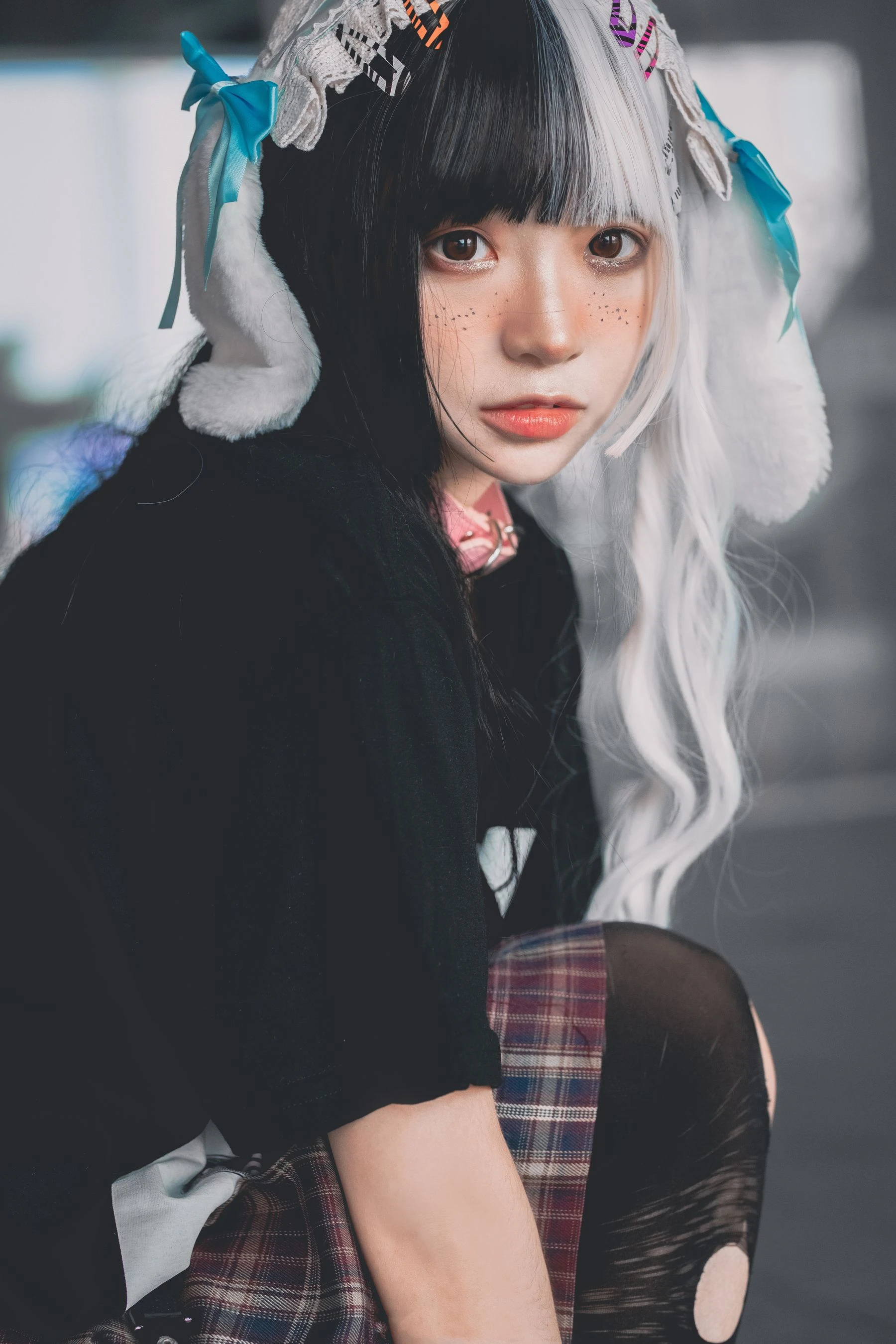 疯猫ss – 雀斑少女插图7