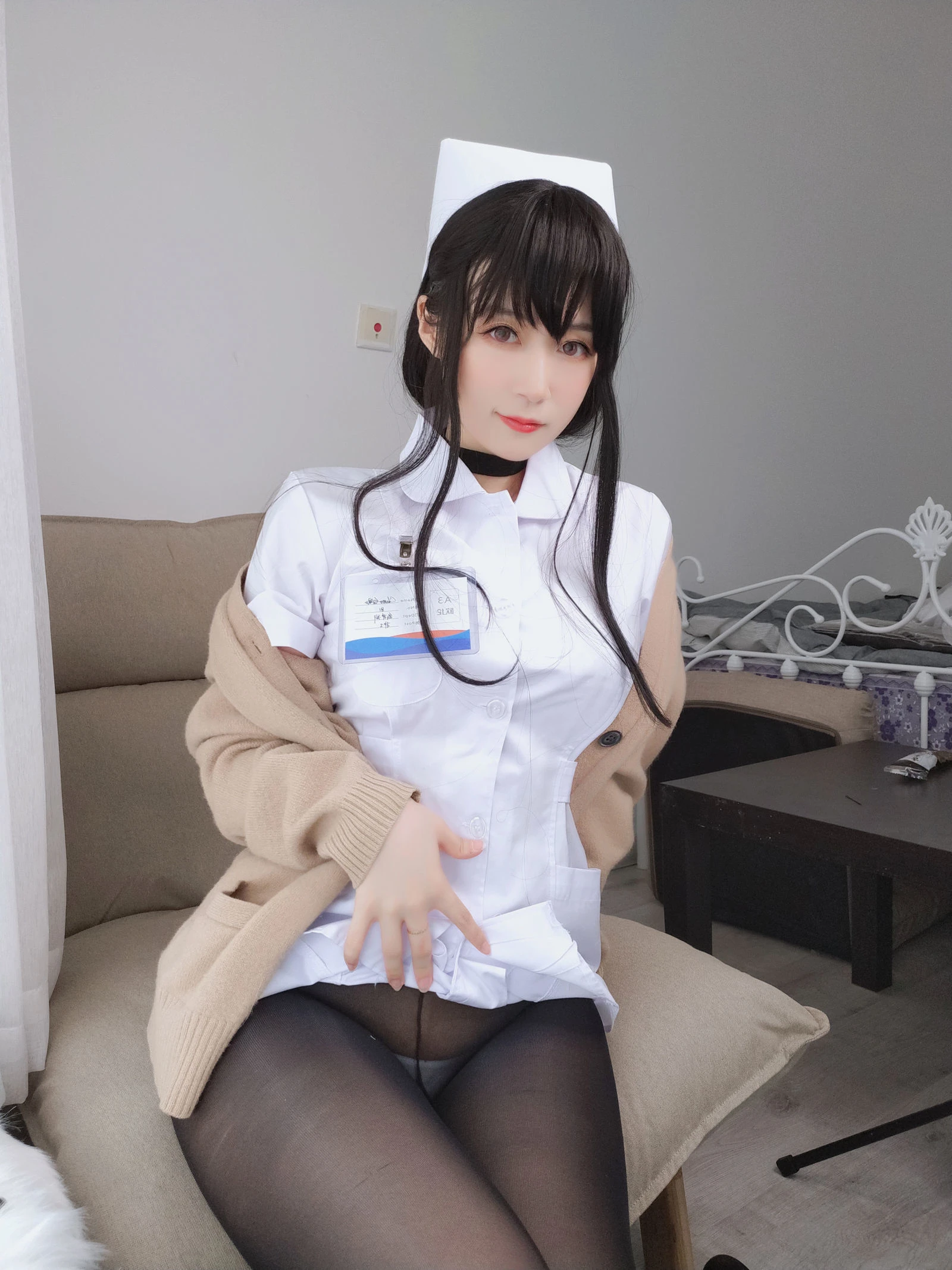 白银 – 长发小护士插图1
