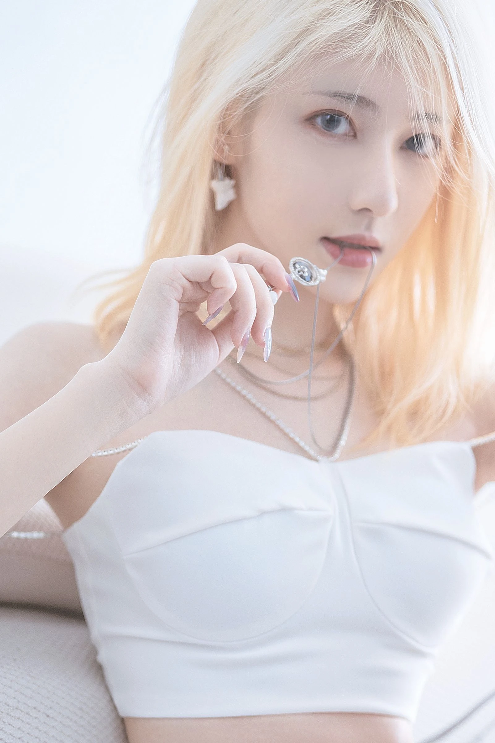 动漫博主南桃Momoko – 白色制服插图7