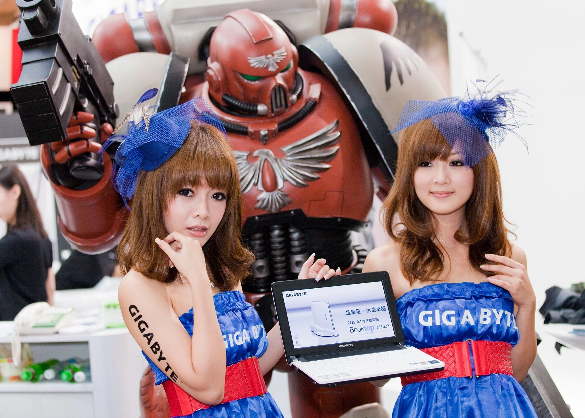 张允霏/果子MM《Show Girl 展場美女 資訊月 GIGABYTE》插图7