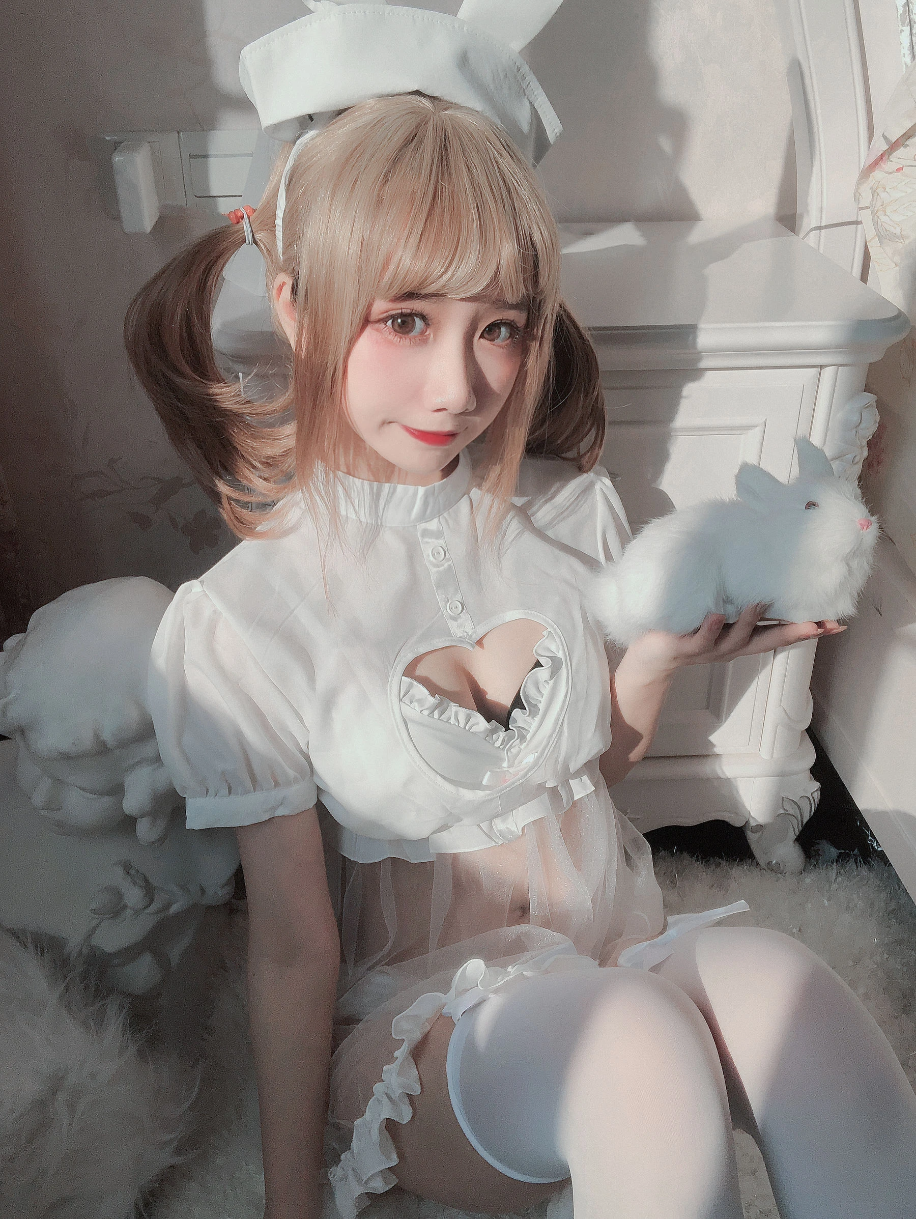动漫博主果咩酱w – 兔兔护士插图4