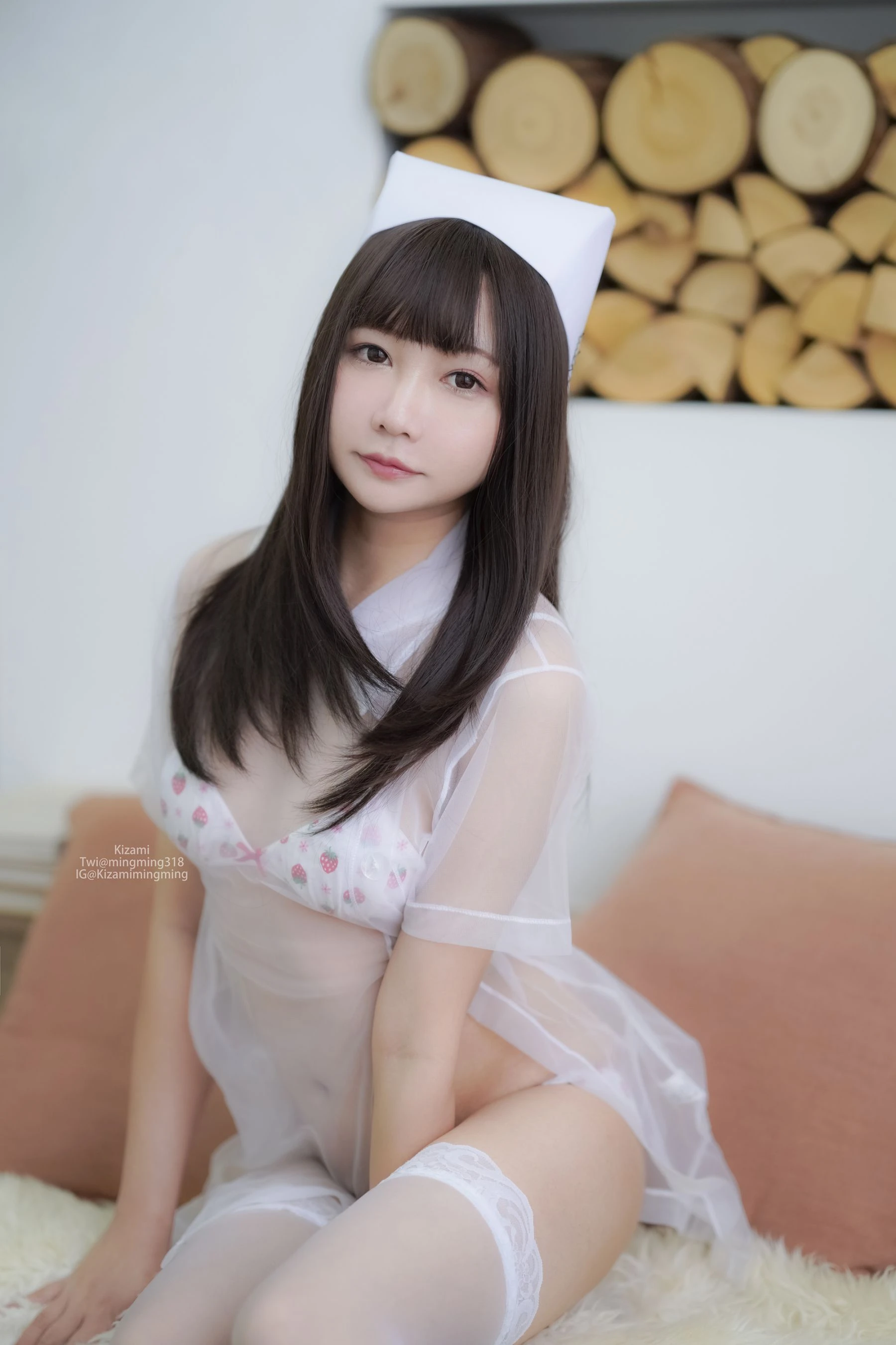 [銘銘Kizami] fantia なぜ私をずっと見ていますか？(9.6)高清在线免费欣赏–微密图社-微密图社