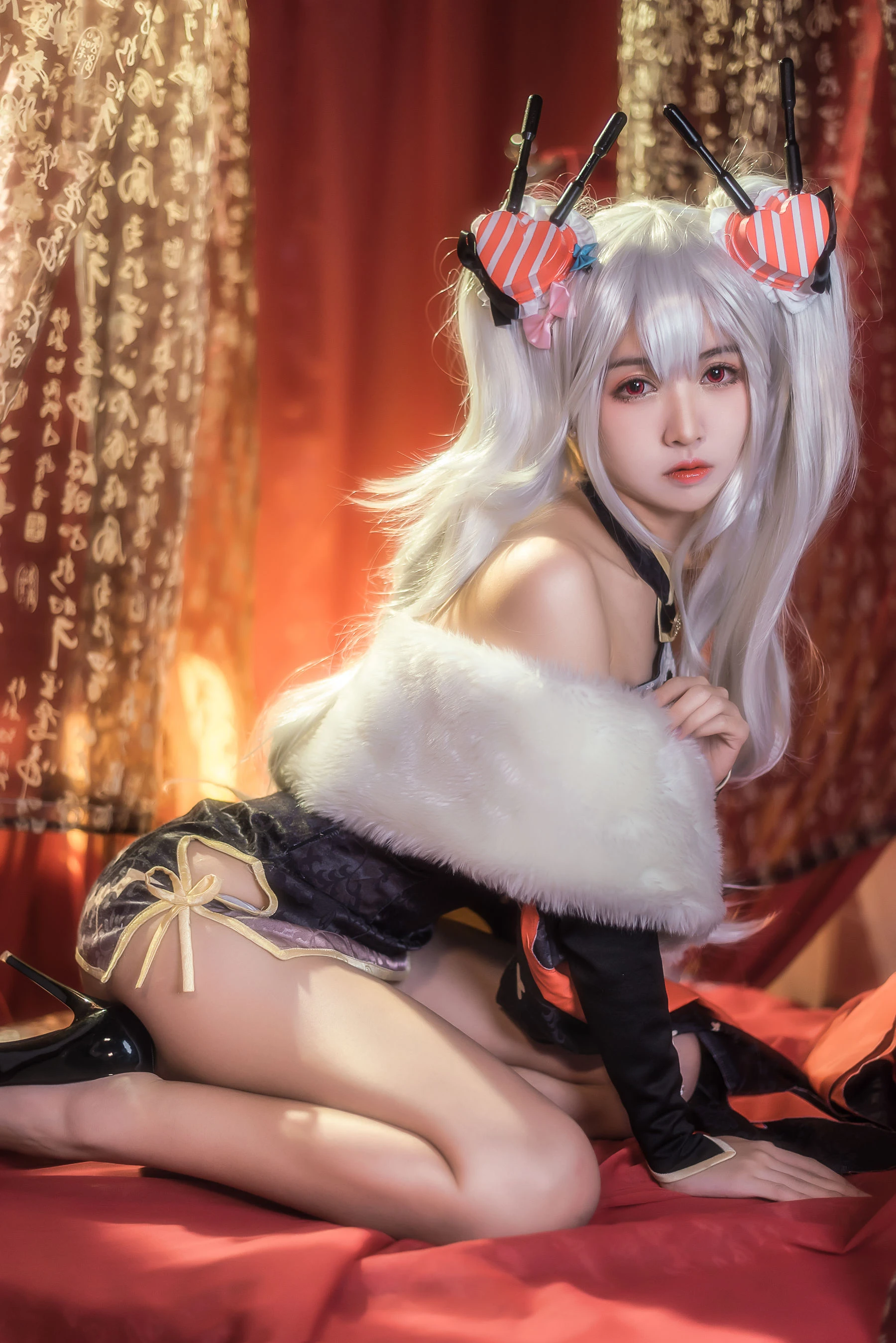 超人气Coser鳗鱼霏儿 碧蓝华裳 吸血鬼高清在线免费欣赏–微密图社-微密图社