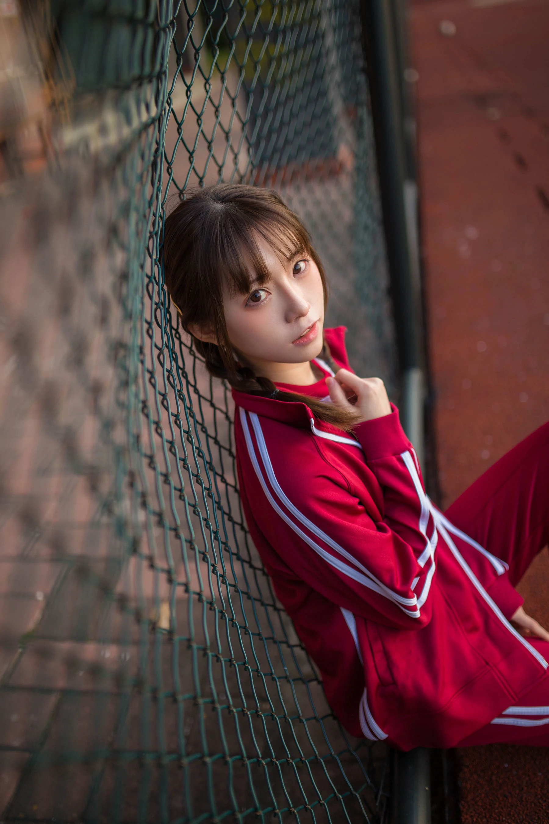 动漫博主Kitaro_绮太郎 红色运动服女孩插图7