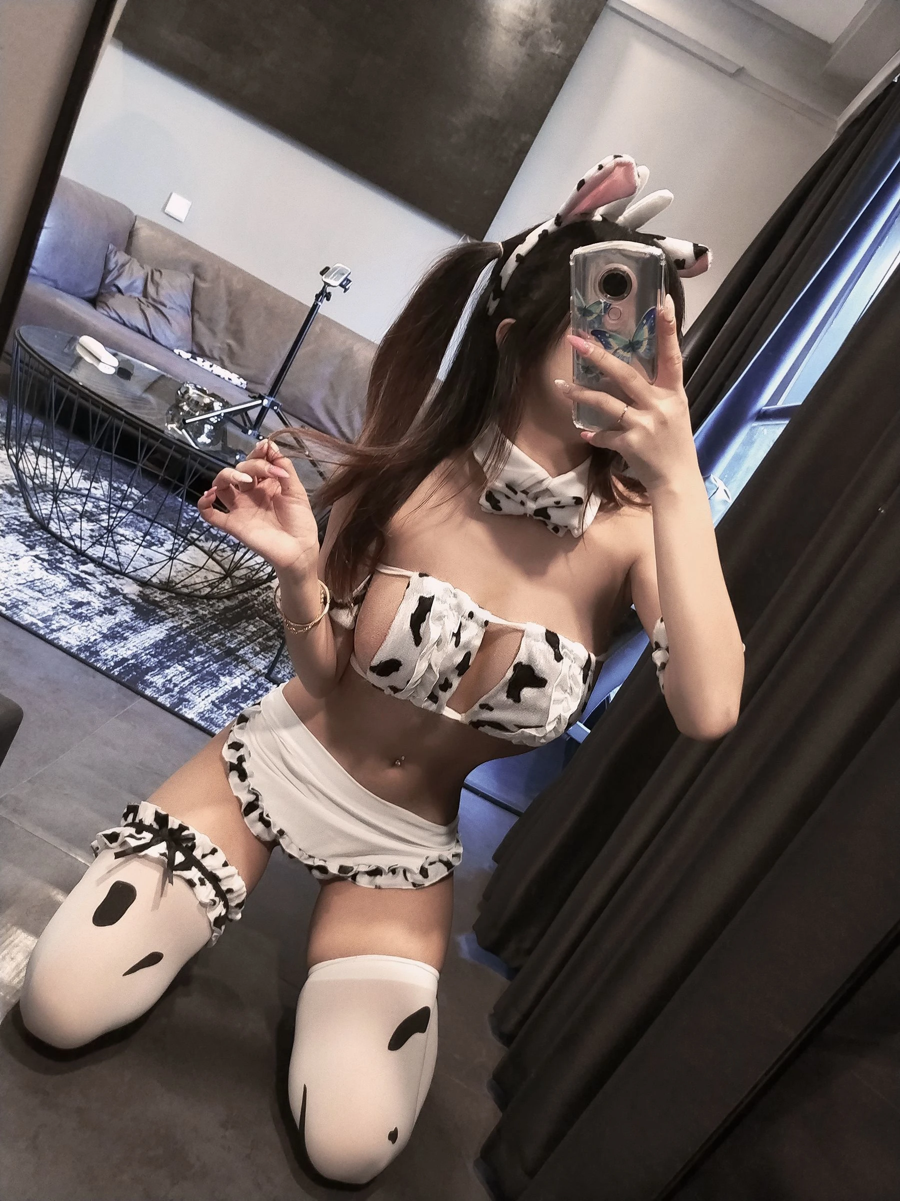 白嫩美少女鬼畜瑶 – 小奶牛插图6