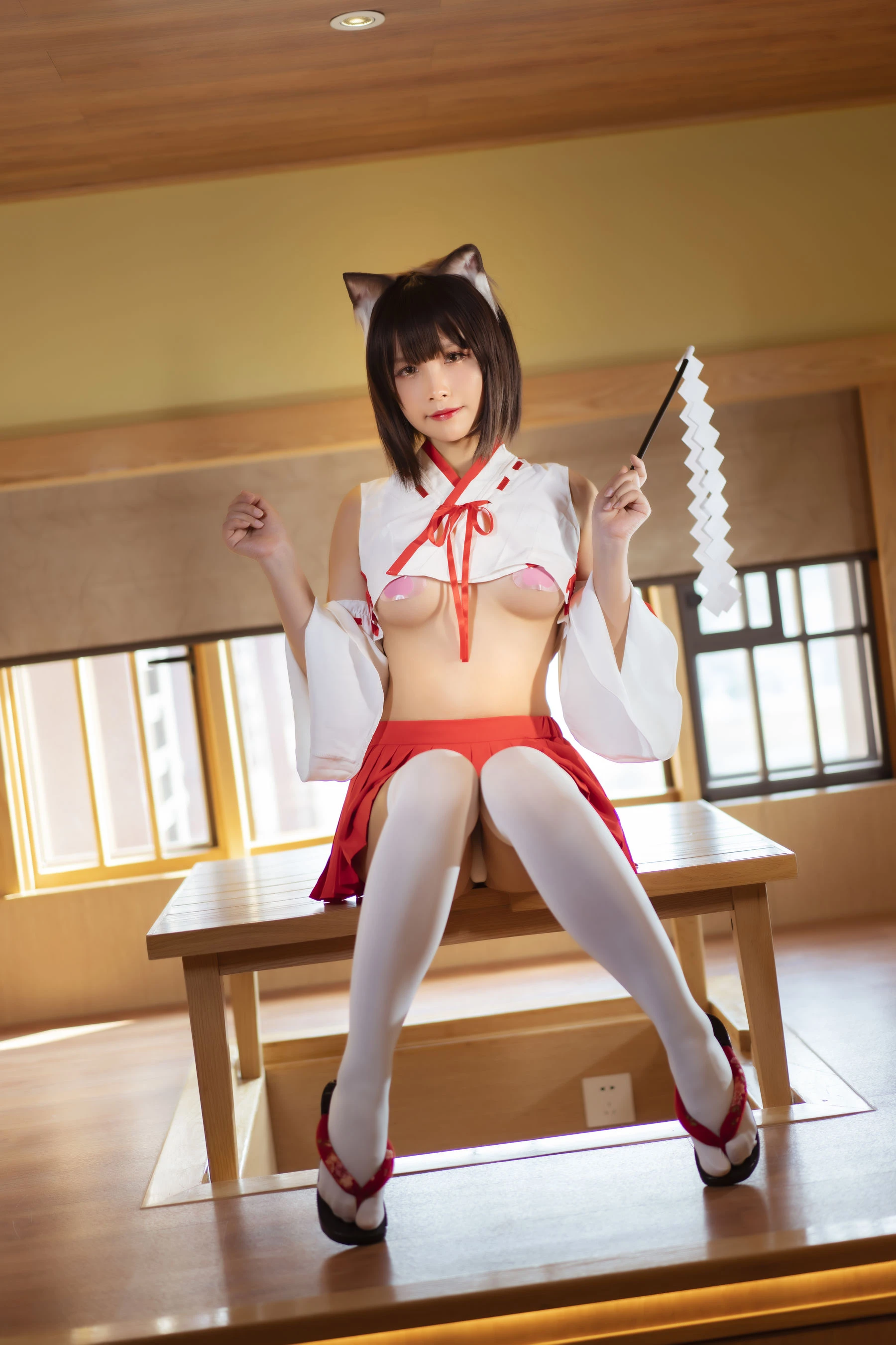 Neko-薇薇 – 巫女插图4