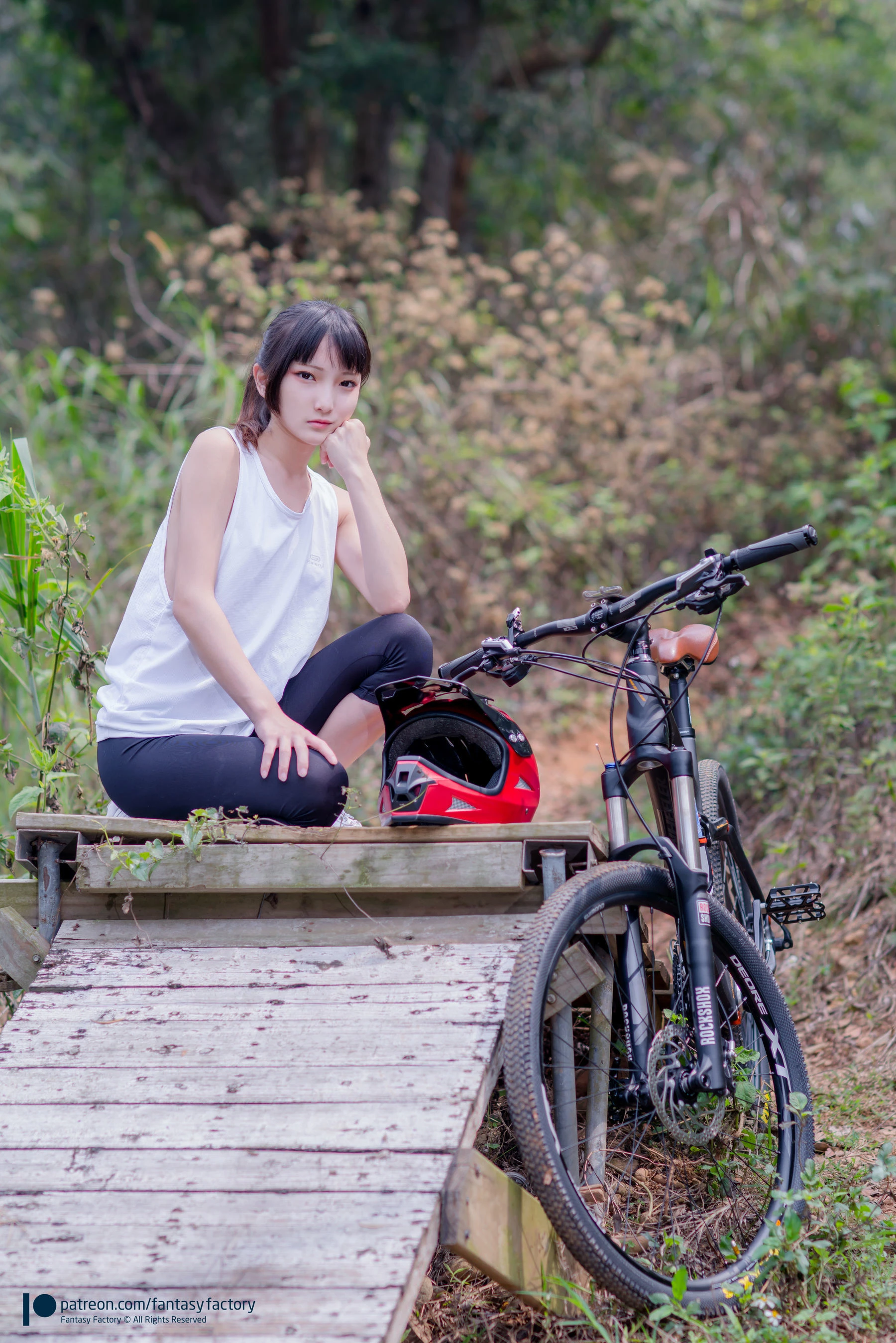 [Fantasy Factory] 小丁Cosplay – 单车少女 黑胶 情趣网衫 [110P]高清在线免费欣赏–微密图社-微密图社