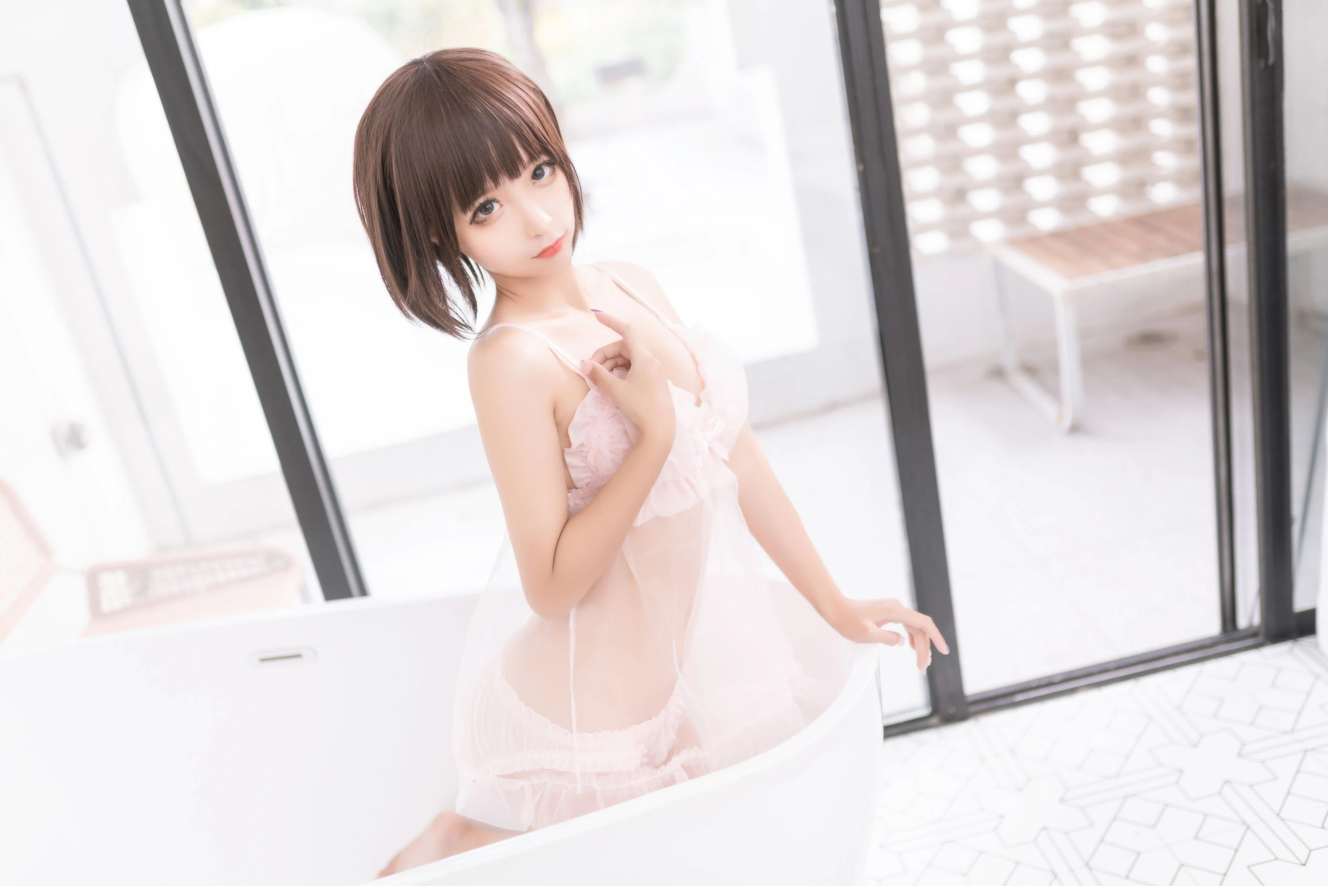 动漫博主蠢沫沫 – 粉纱 [40P]插图1