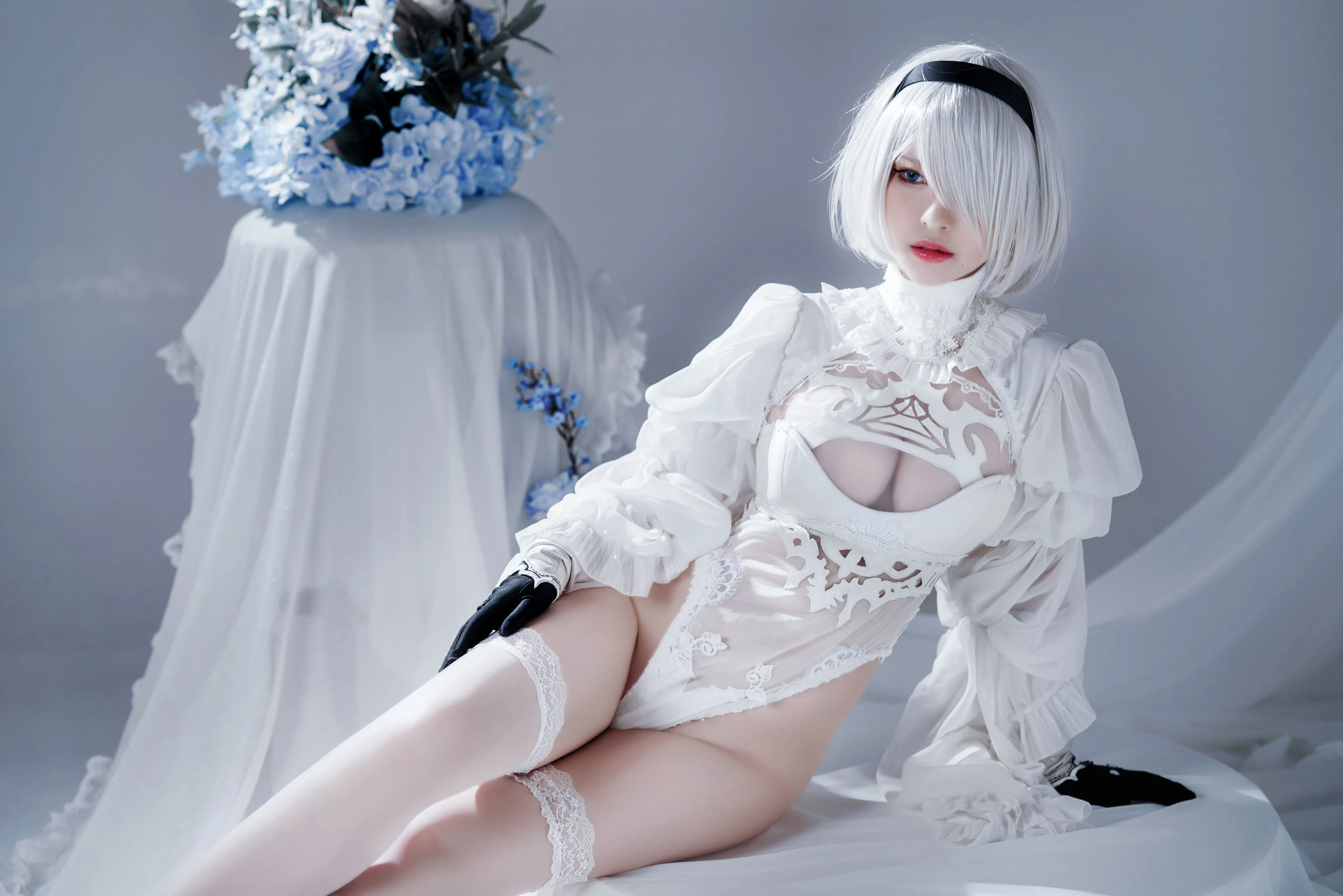 半半子 – Automataヨルハ二号B型 白いドレス插图7