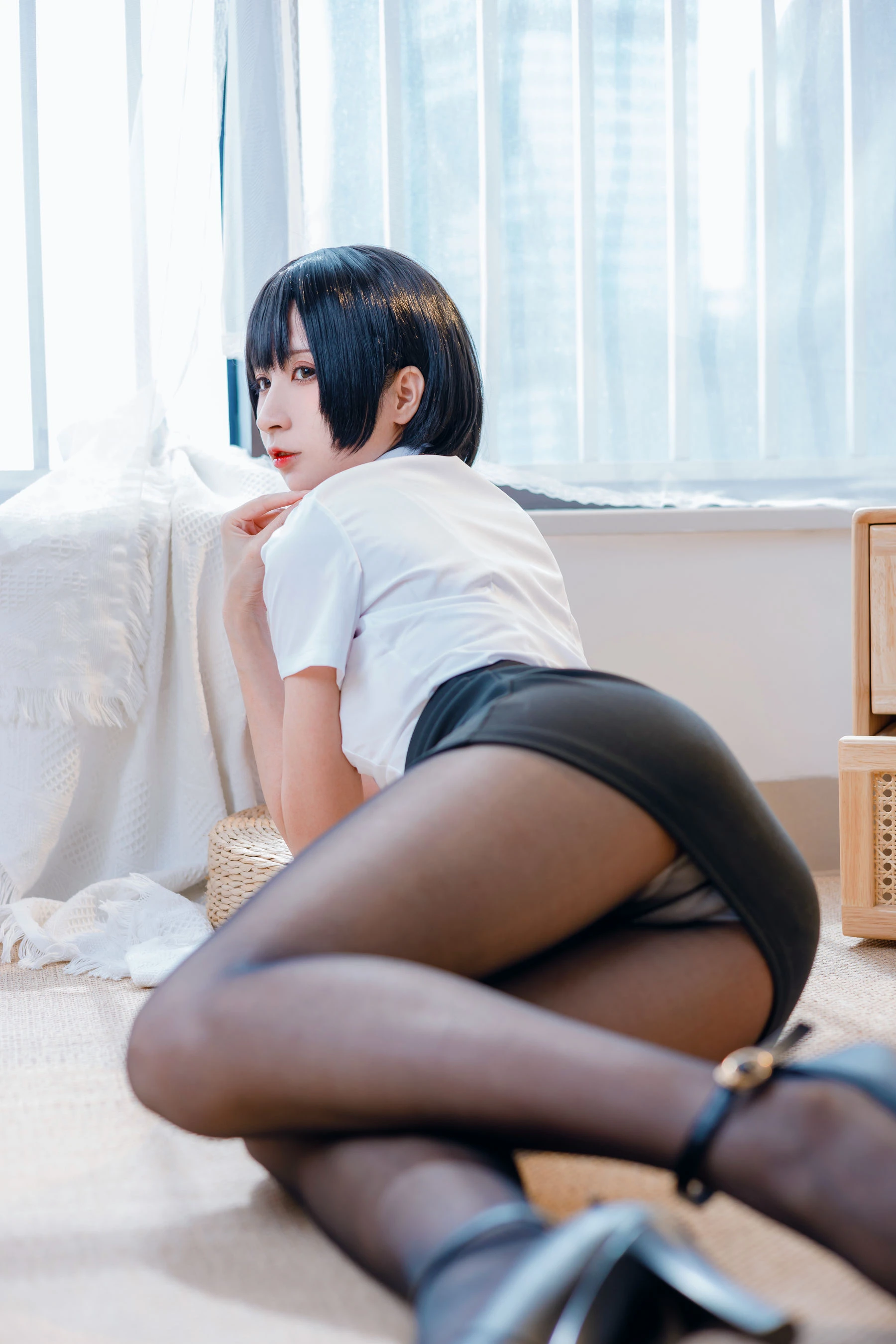 贝儿酱Miki – OL装插图3