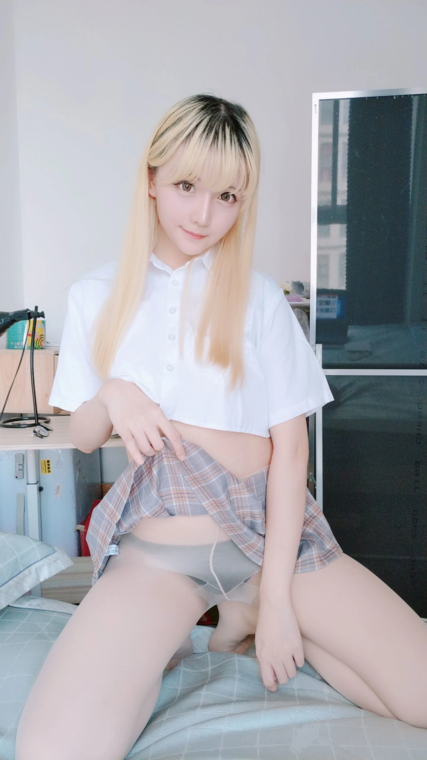 星之迟迟 – 短裙制服插图7