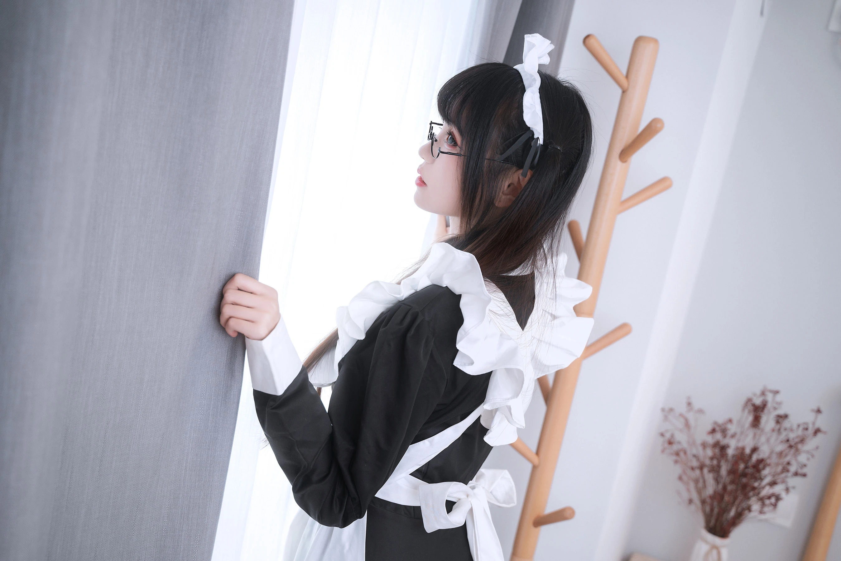 miko酱ww – 女仆 [23P]插图3