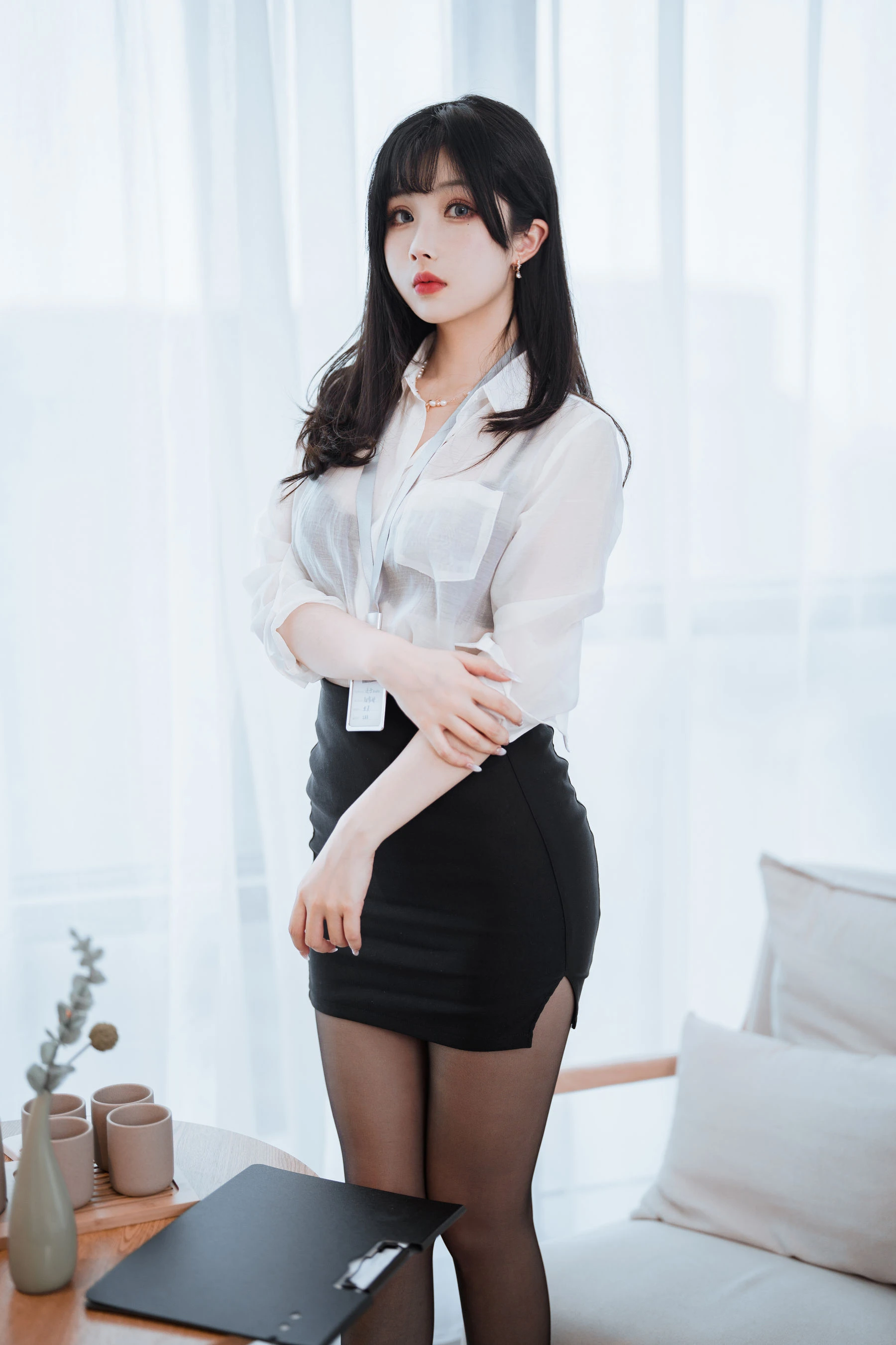 COS福利rioko凉凉子(肉扣热热子)&面饼仙儿 – OL前辈 [51P]插图2