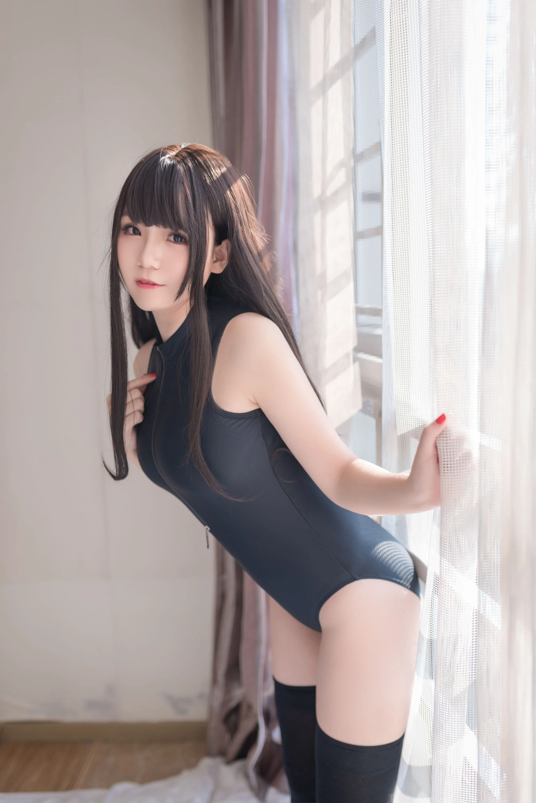 [萝莉COS] Yoko宅夏《开胸泳衣2》 [28P]插图5
