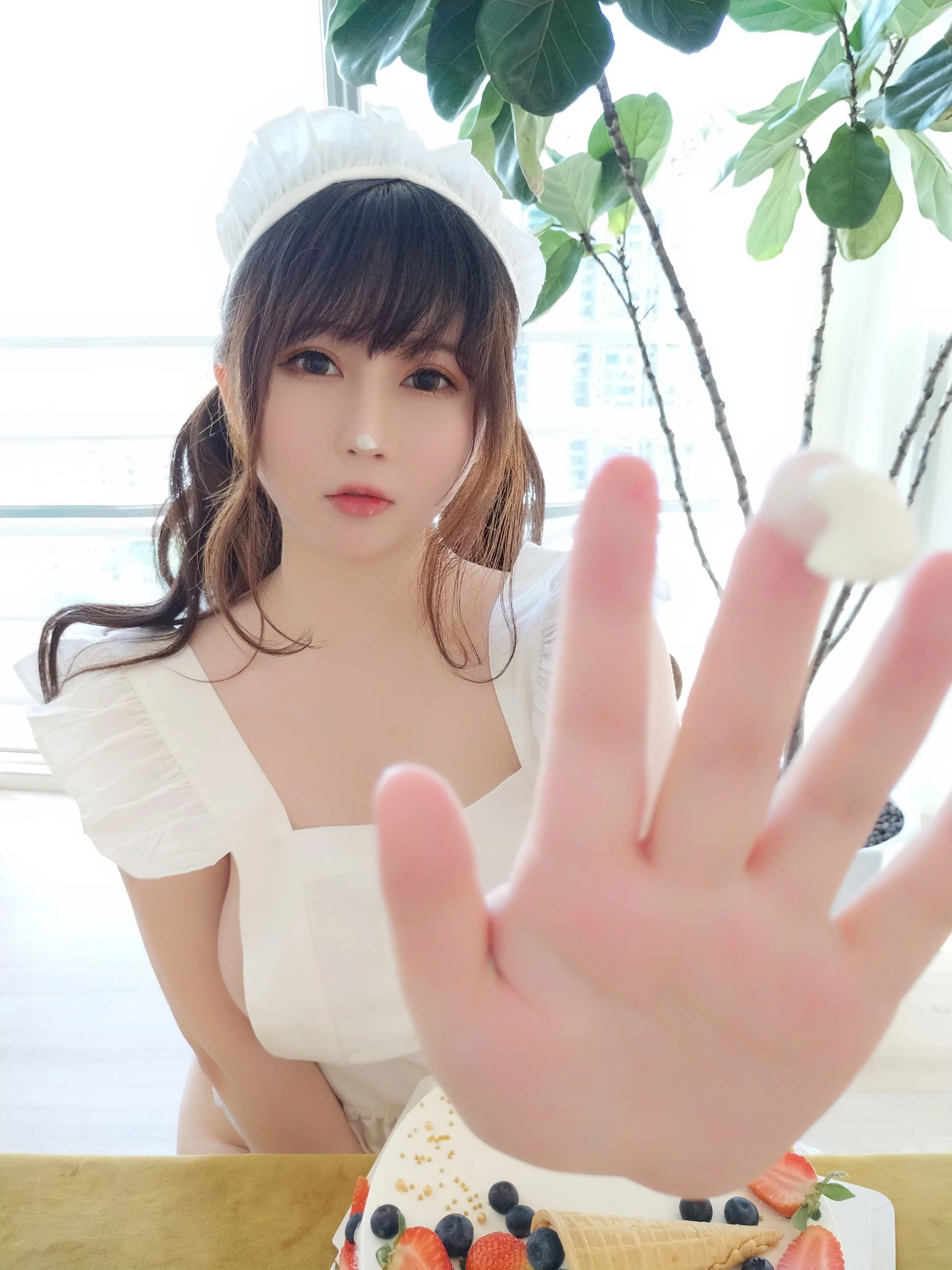 蜜桃少女是依酱呀 – 小厨娘插图3