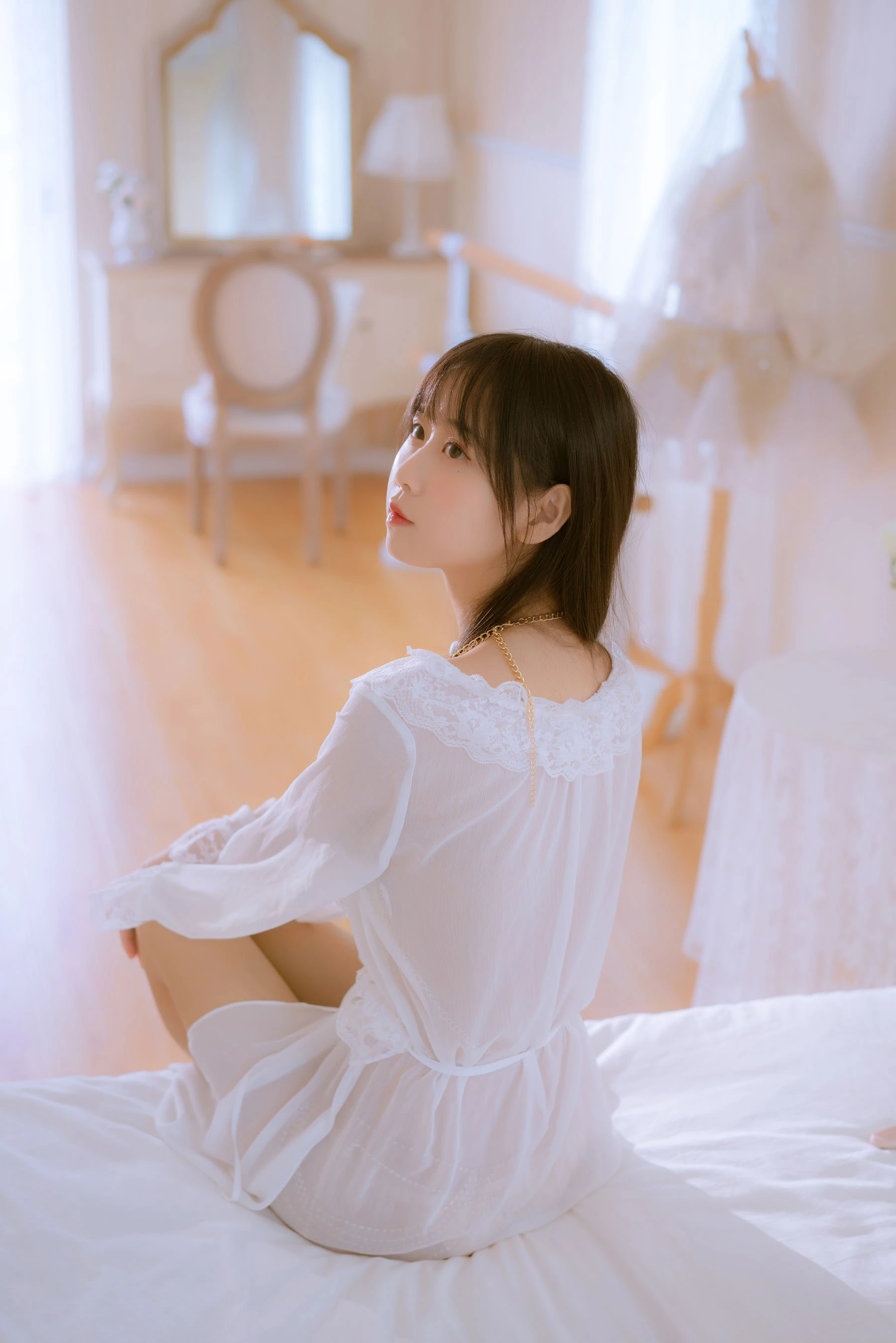 阳光美少女萌芽儿o0 – 金色套装插图4